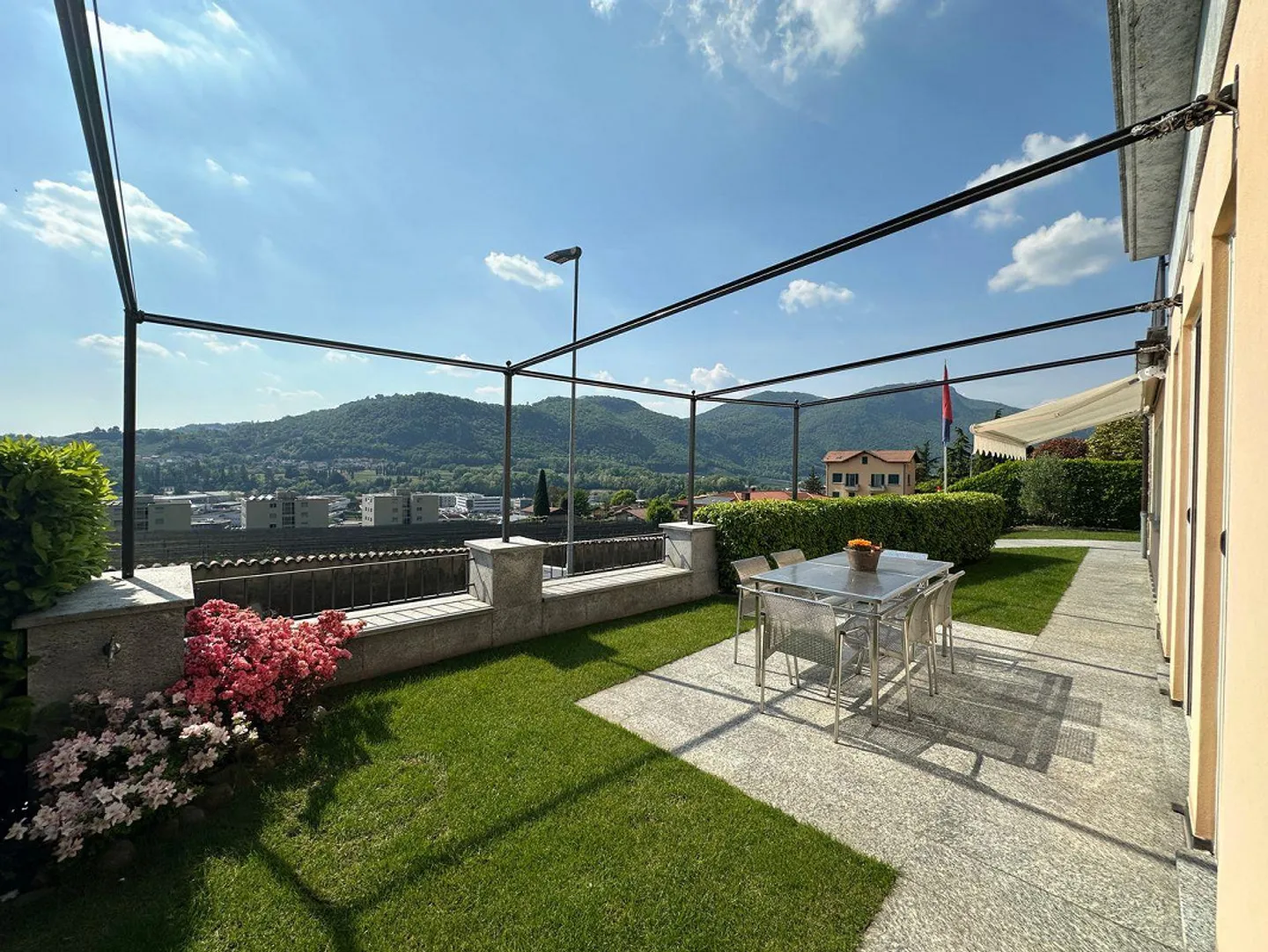 Magnifique villa uni-bi familiale avec jardin bien entretenu, orientation optimale et vue dégagée - Photo 11 sur 29