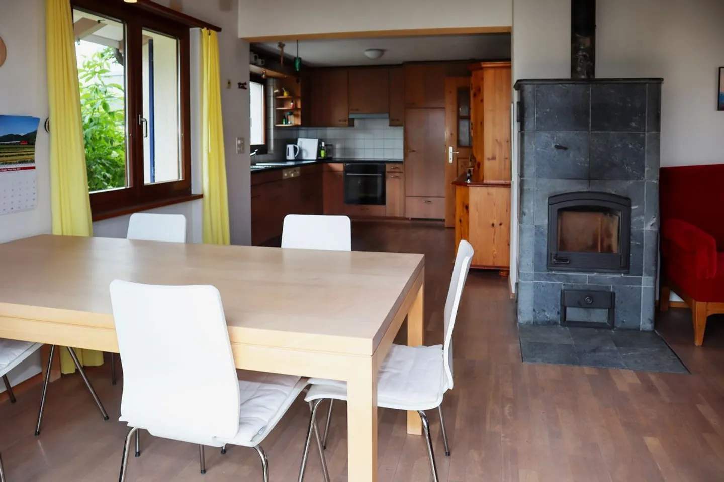 Casa unifamiliare di 6 stanze in una posizione molto tranquilla e soleggiata - Foto 6 di 13