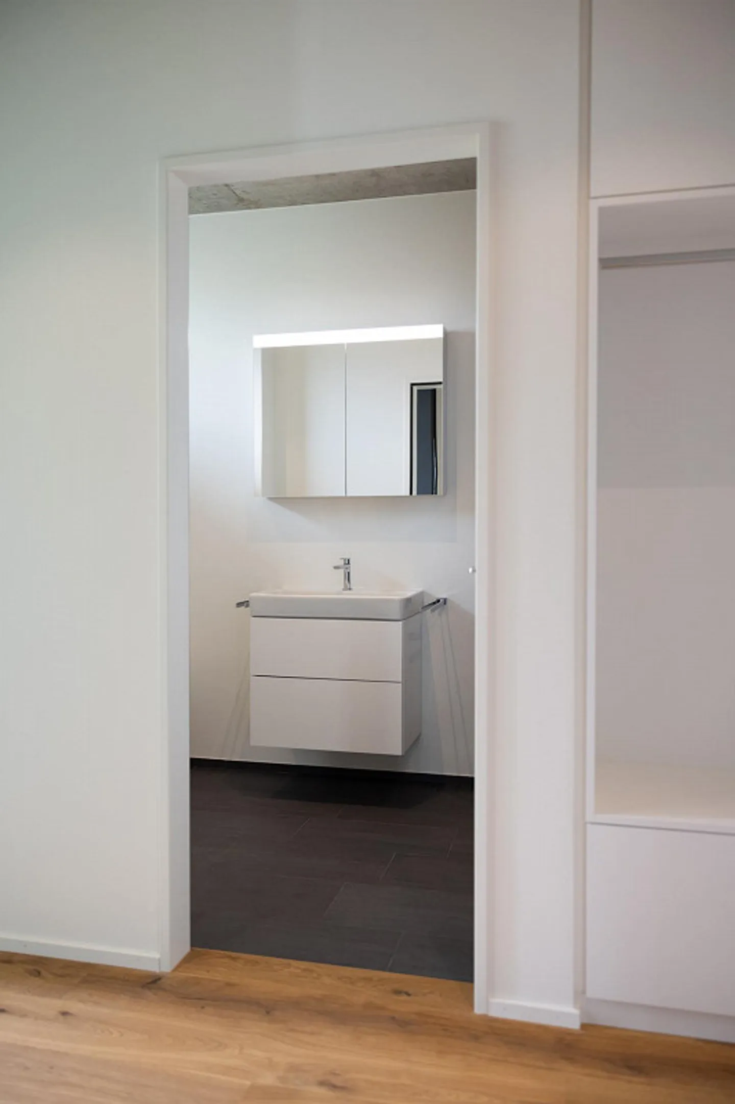 Moderno appartamento di 4 1/2 stanze e spazioso tetto comunitario - Foto 7 di 22