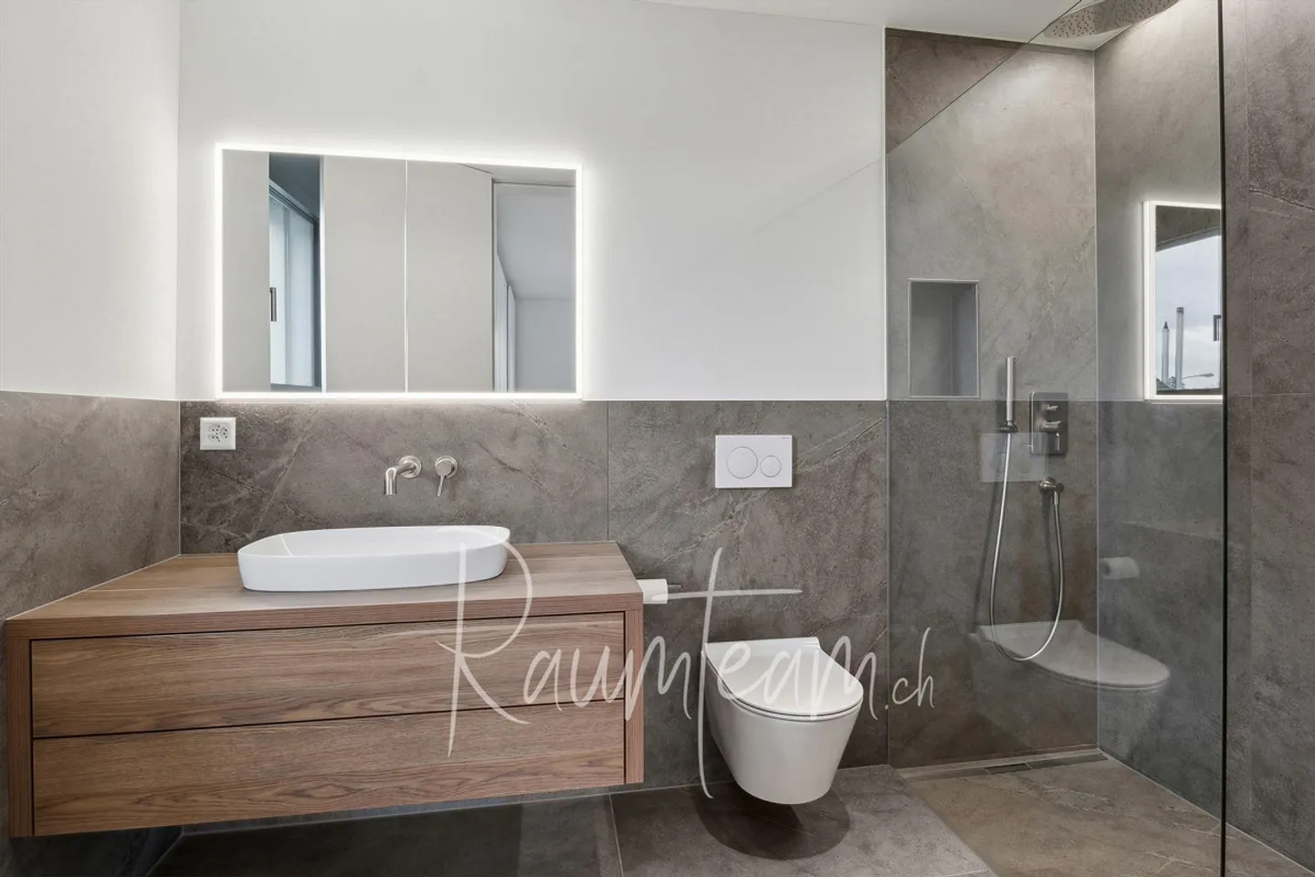 Moderno, di alta qualità e confortevole - Foto 11 di 21