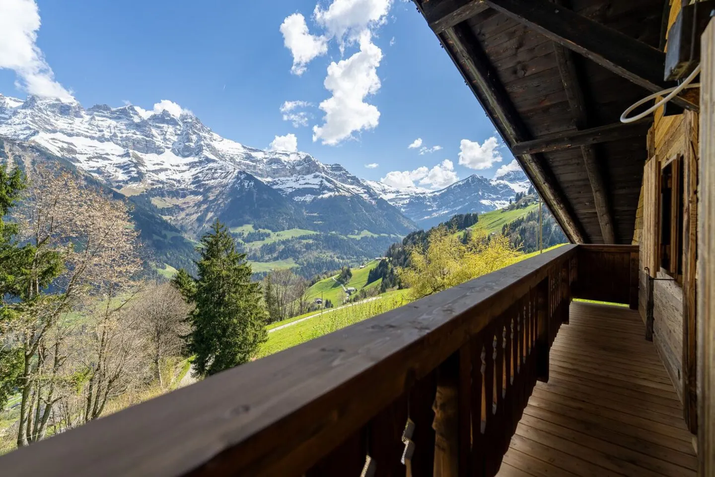 Exceptional Alpine Chalet Retreat - Photo 18 of 30