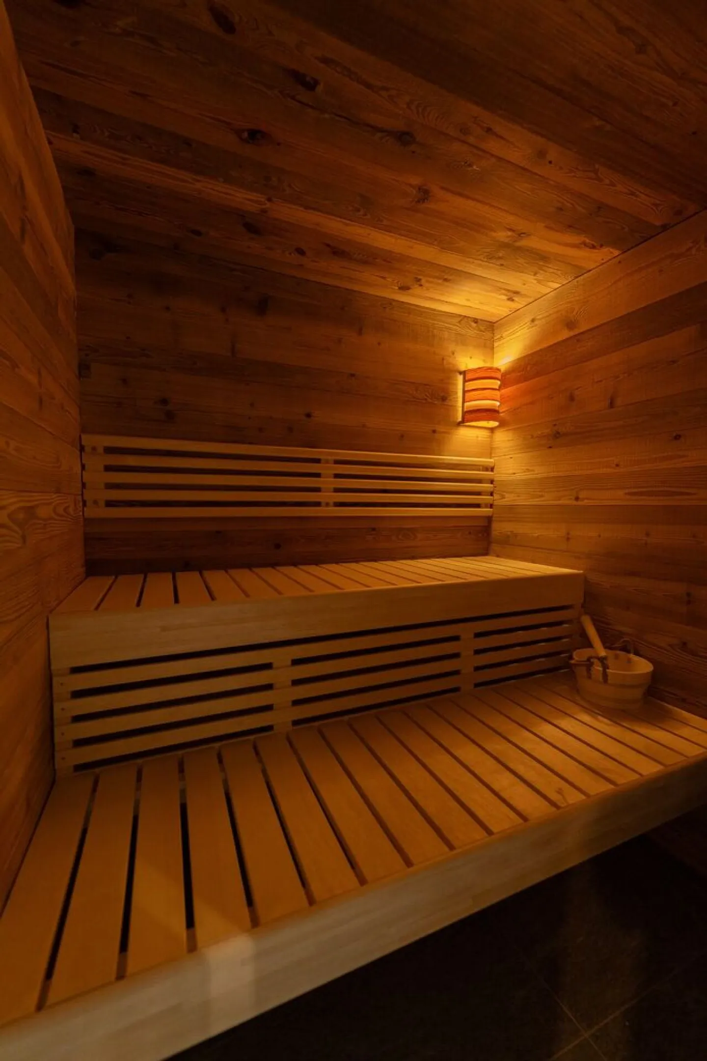 Exceptional Alpine Chalet Retreat - Photo 14 of 30