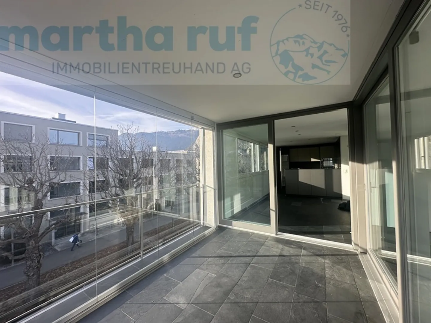 Geräumige Wohnung mit Bergsicht - Foto 4 von 14