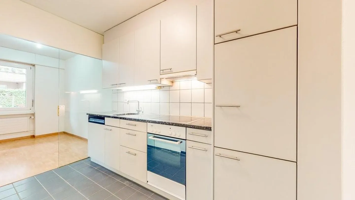 Moderne Wohnung in zentraler Lage - Foto 2 von 8