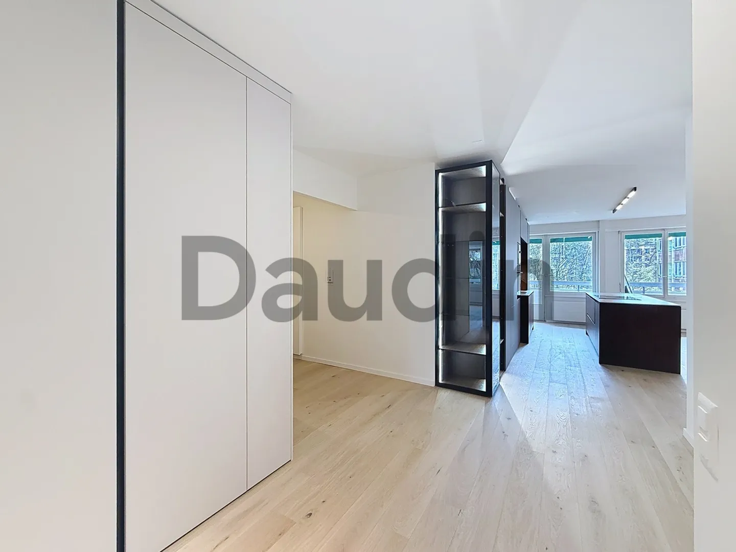 Schöne 5-Zimmer-Wohnung in neuwertigem Zustand im Herzen von Champel - Foto 2 von 11