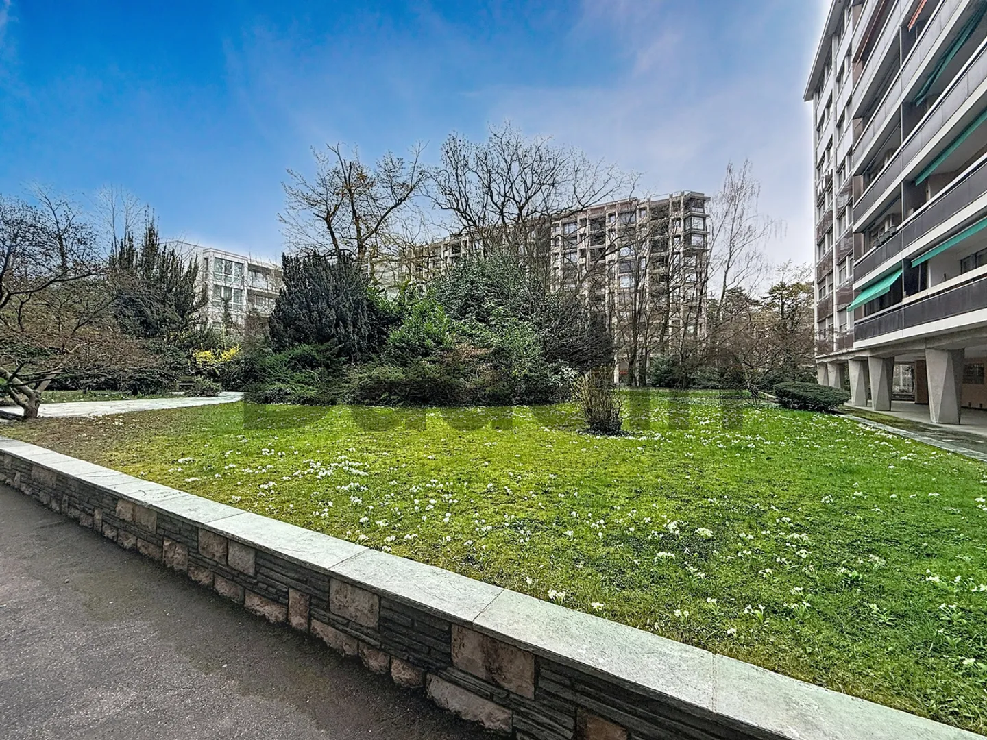 Schöne 5-Zimmer-Wohnung in neuwertigem Zustand im Herzen von Champel - Foto 11 von 11