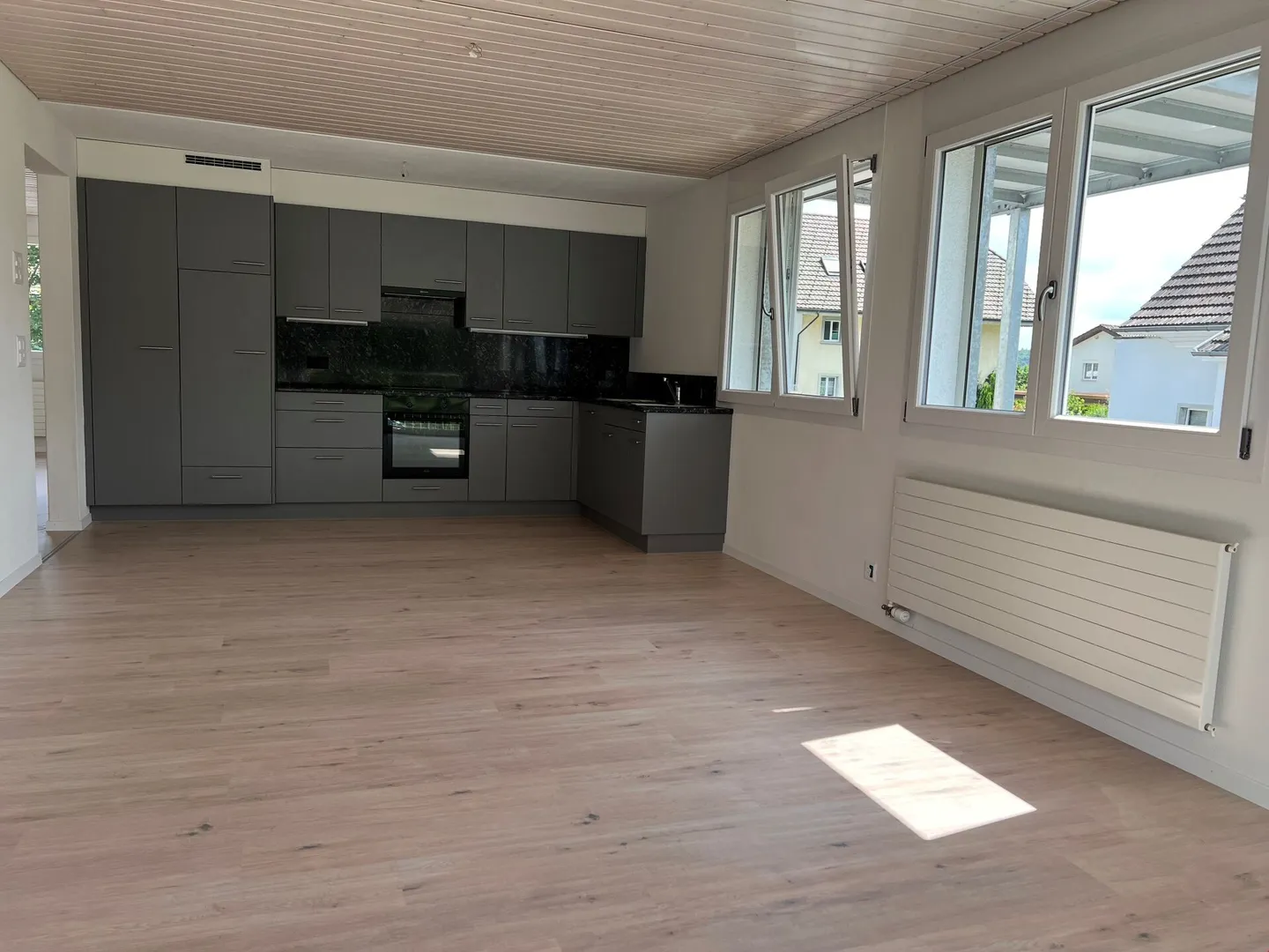 Moderne 3,5-Zimmer Wohnung - Foto 4 von 14
