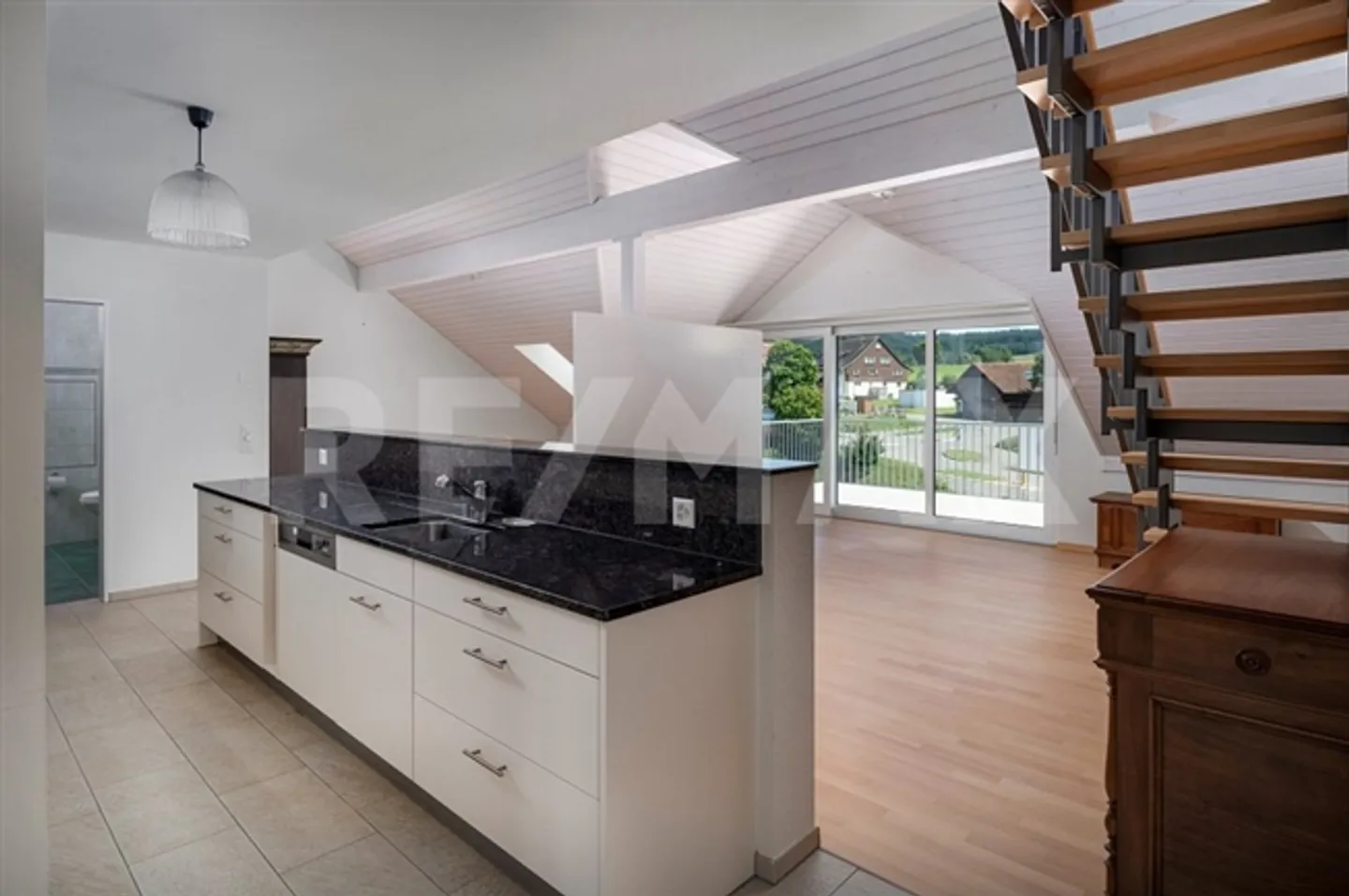 5.5 Room apartment - Photo 6 of 13