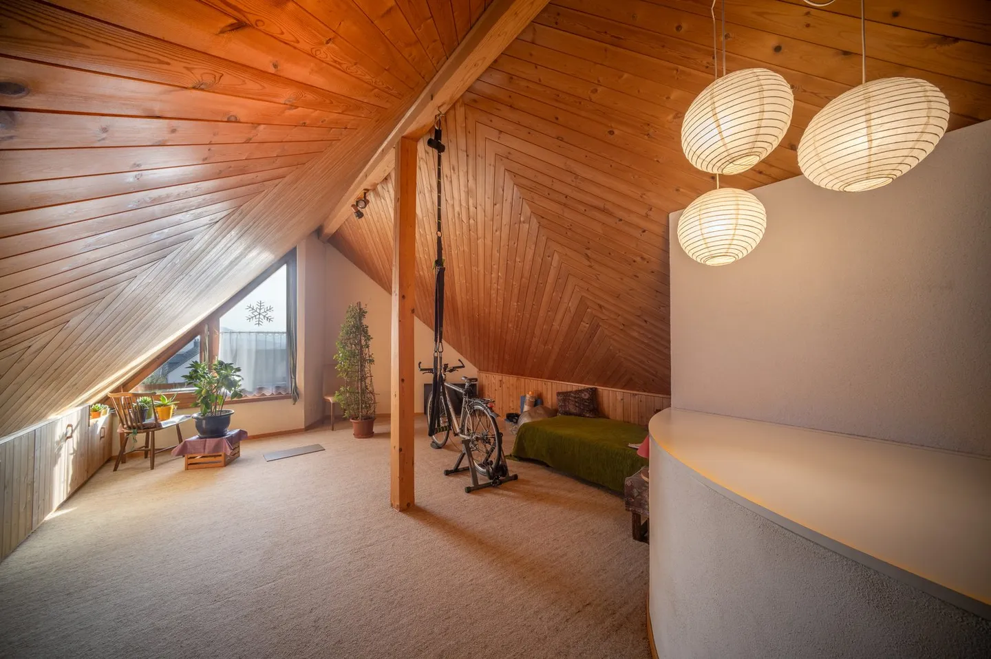 Affascinante casa familiare bifamiliare ai margini del villaggio - posizione tranquilla e elevata - Foto 14 di 15