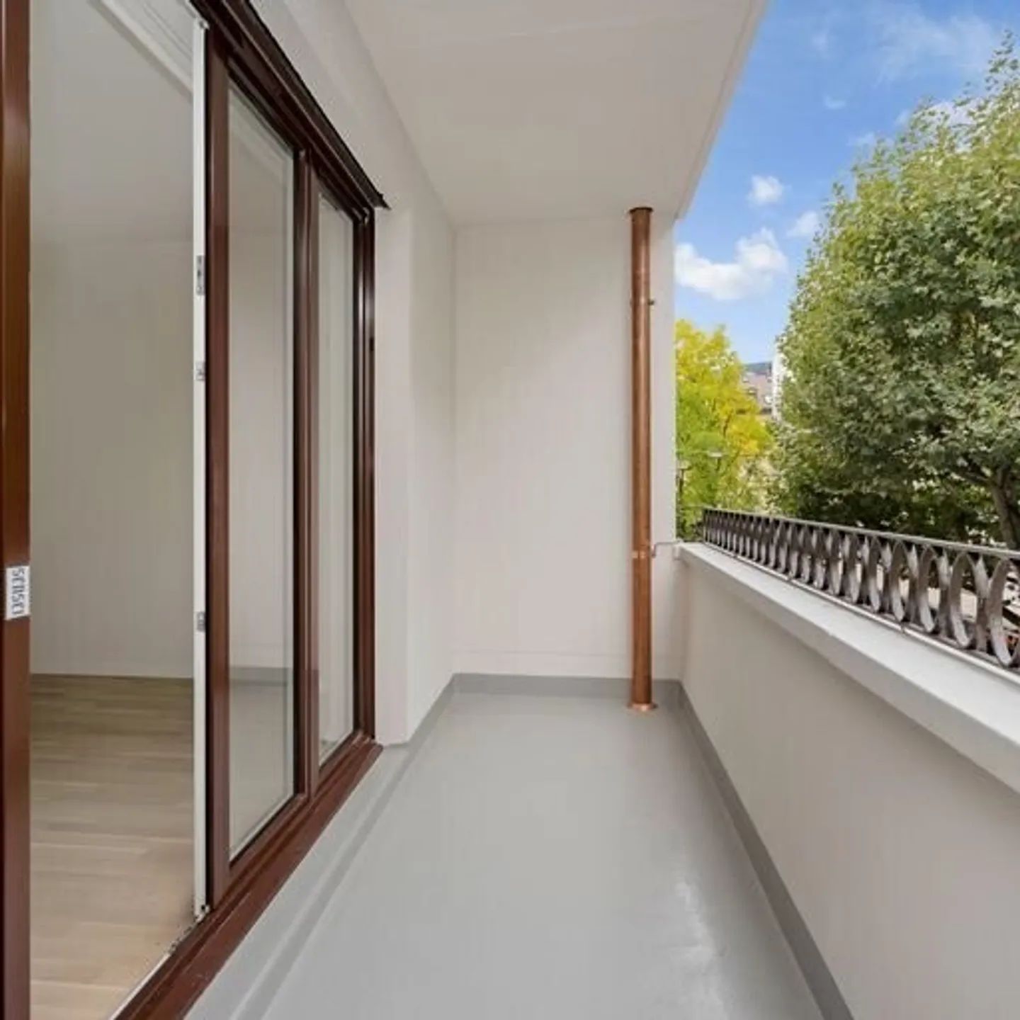 4.5-ZW mit Terrasse und zwei Balkonen im Zentrum von Biel - Foto 6 von 6