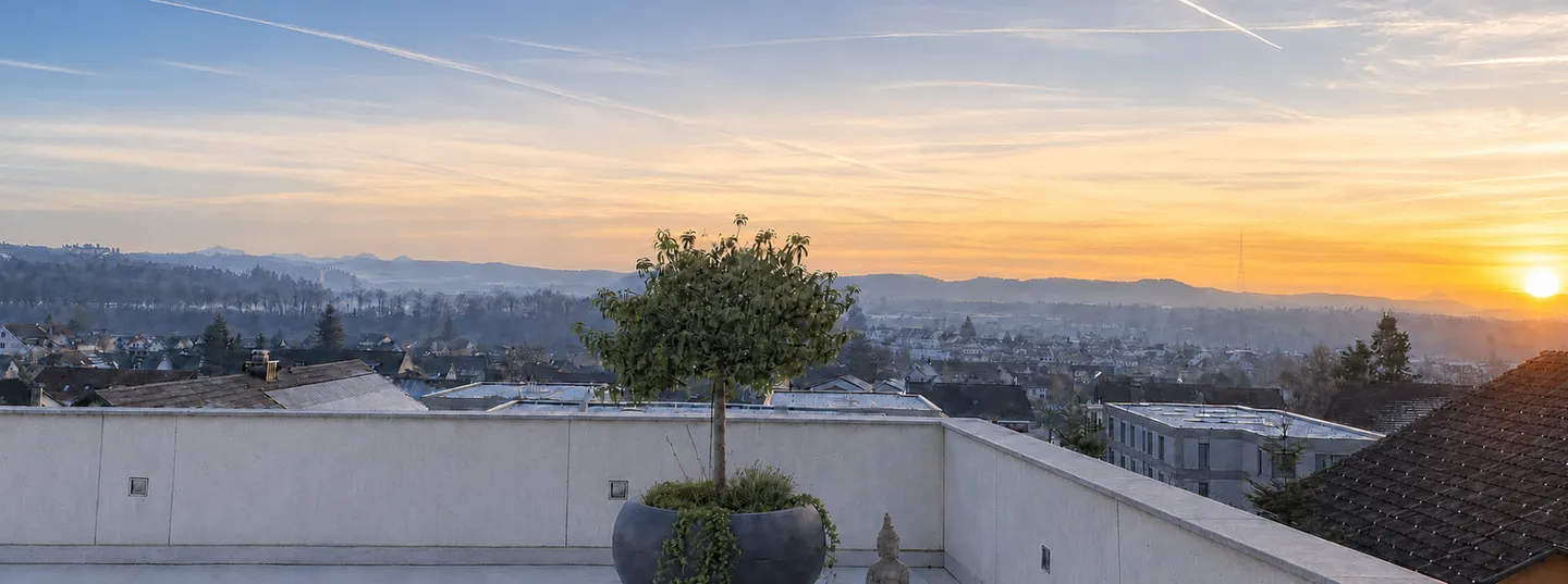 Modernes Terrassenhaus mit Aussicht - Foto 1 von 1