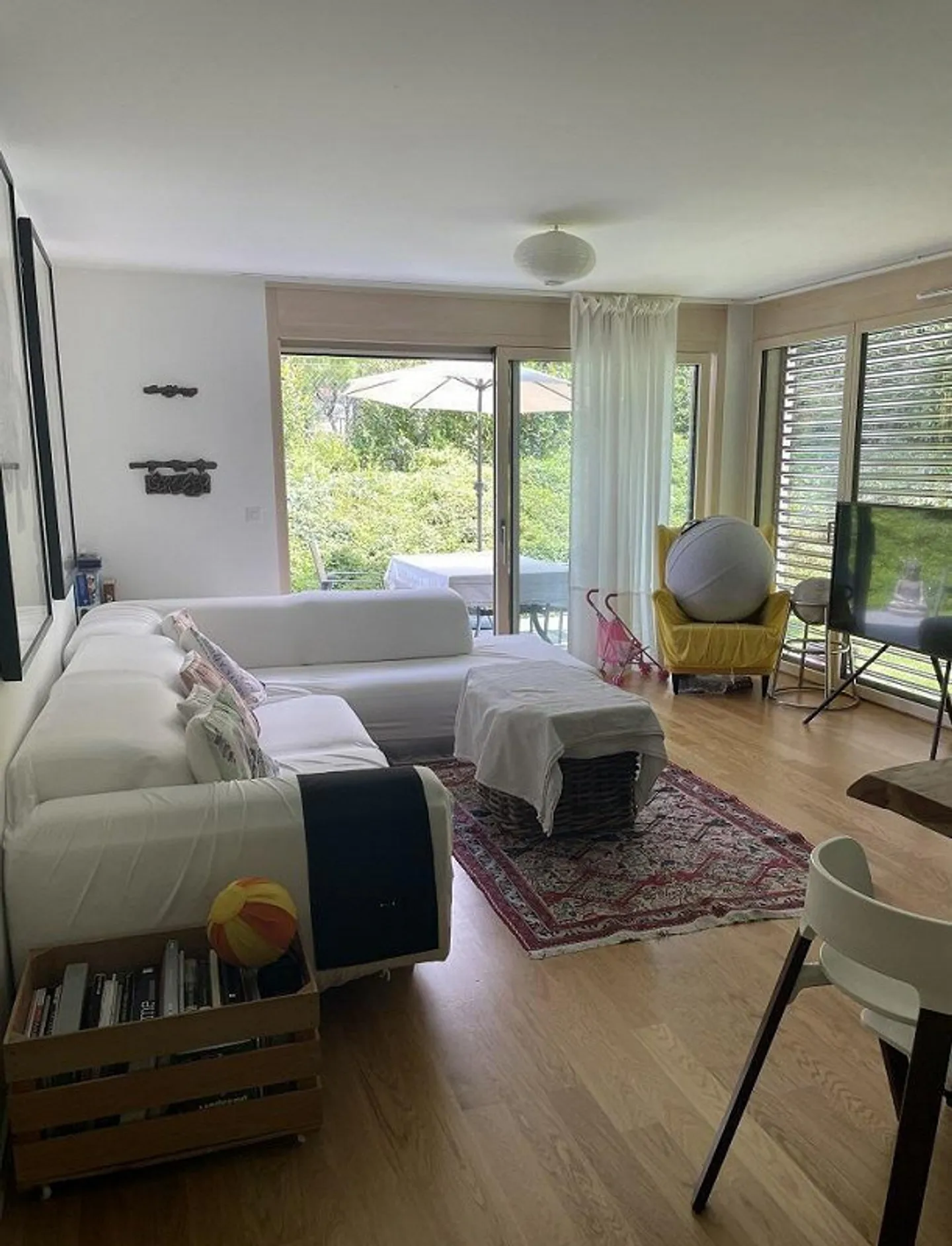 Appartement élégant dans un quartier calme - Photo 2 sur 7