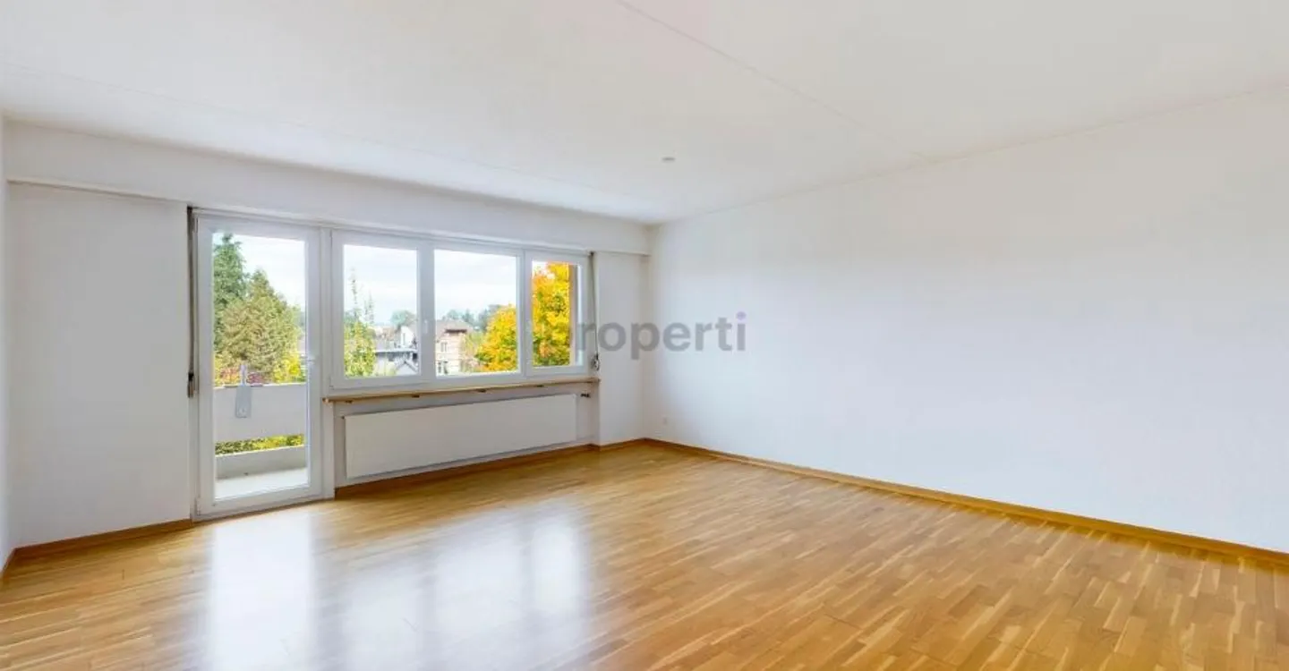 Apartment with a View of the Green - Photo 1 of 8