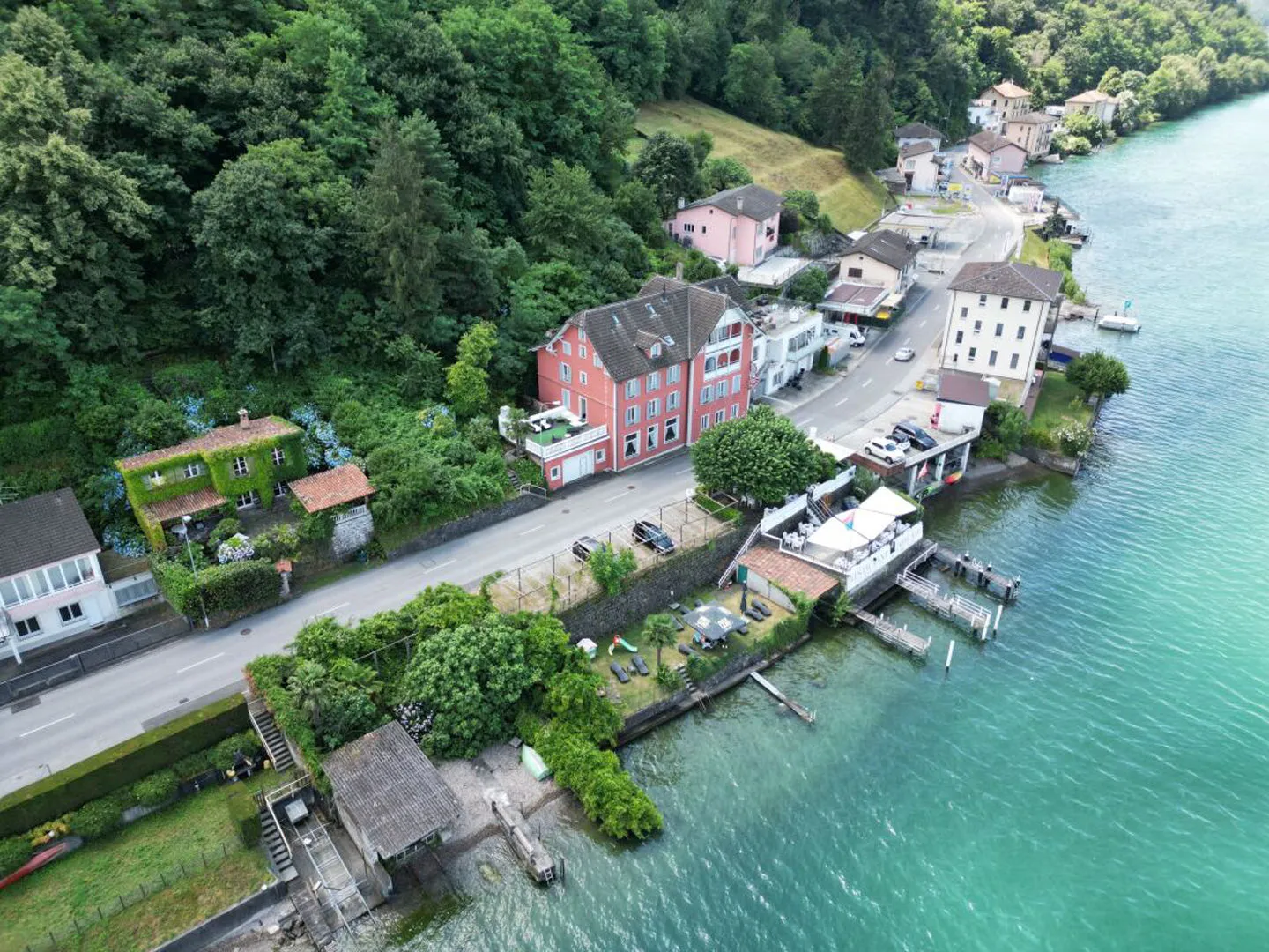 Albergo romantico al lago con spiaggia privata, ristorante e splendida vista | Romantisches Hotel am See mit Privatstrand Restaurant und wunderschöner Aussicht - Foto 10 di 10