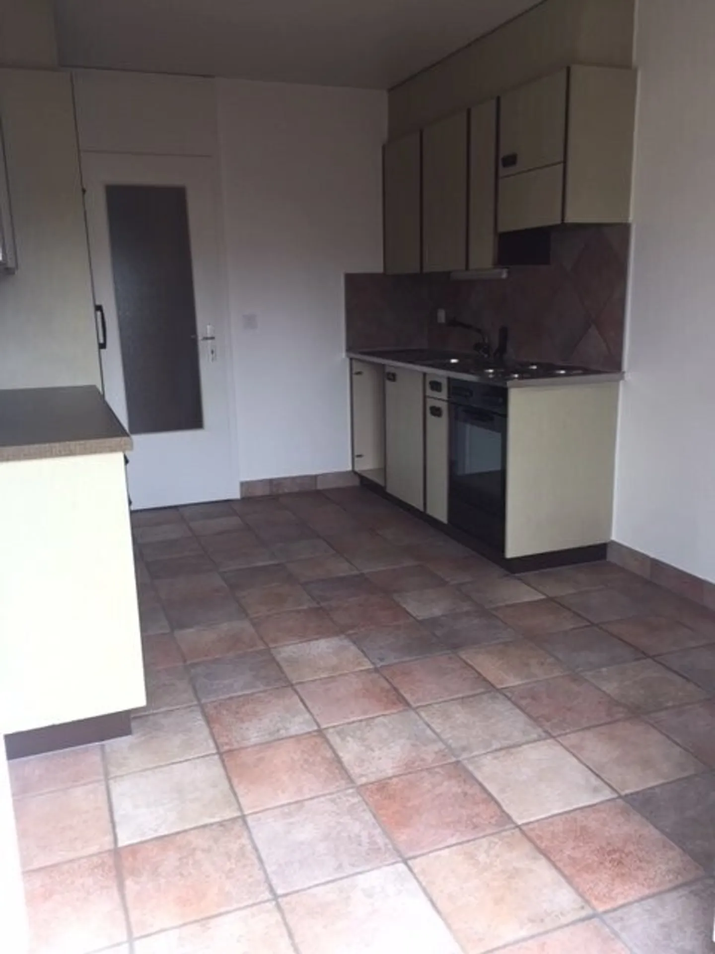 Charmant 4.5 pièces dans un quartier très familial - Foto 2 di 11