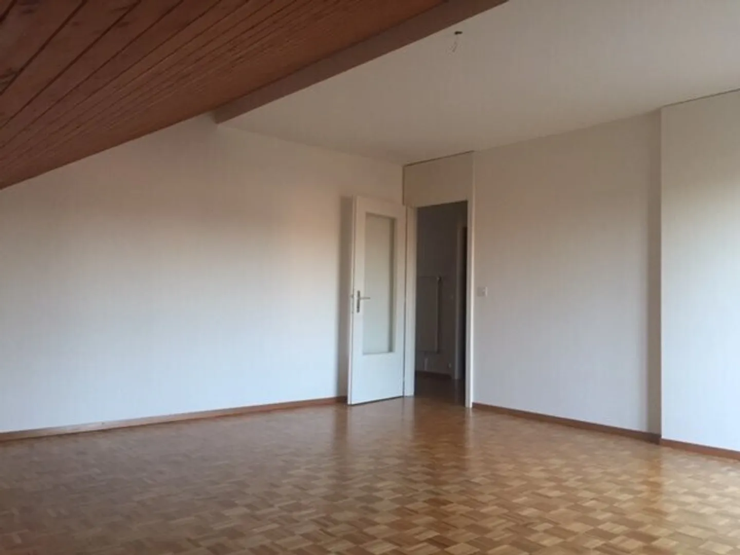 Charmant 4.5 pièces dans un quartier très familial - Foto 4 di 11