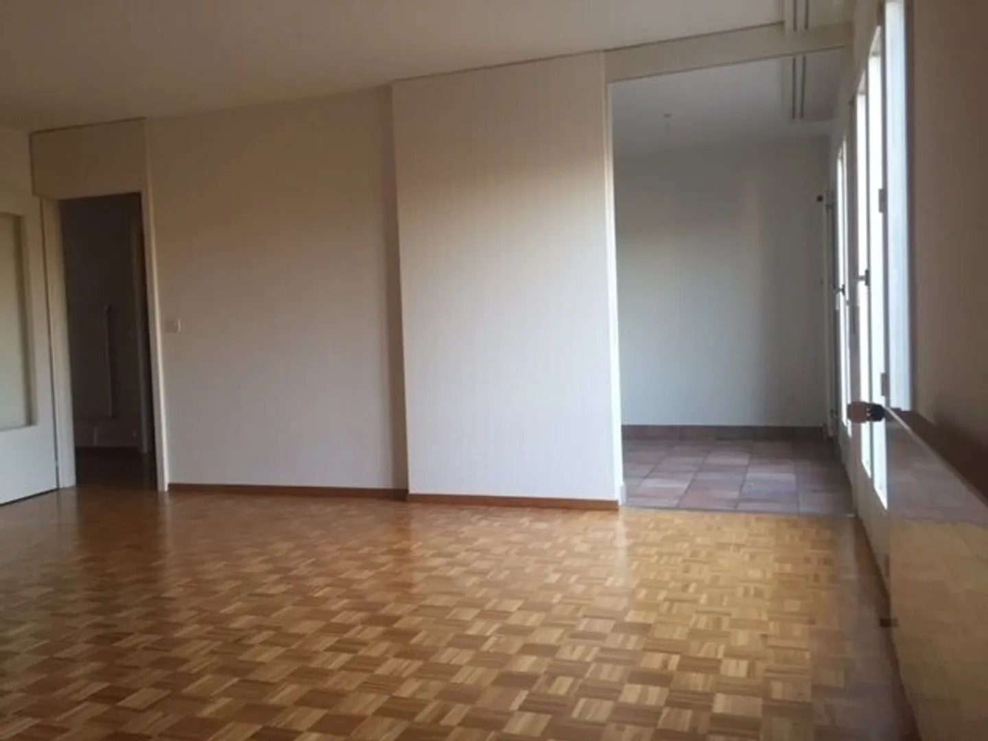 Charmant 4.5 pièces dans un quartier très familial - Foto 5 di 11