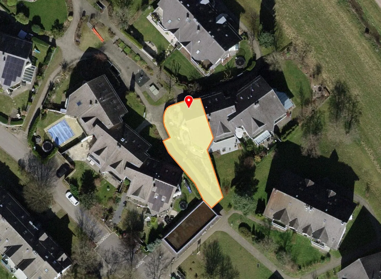 Kloten : Maison individuelle de 6,5 pièces avec parking - Photo 4 sur 13