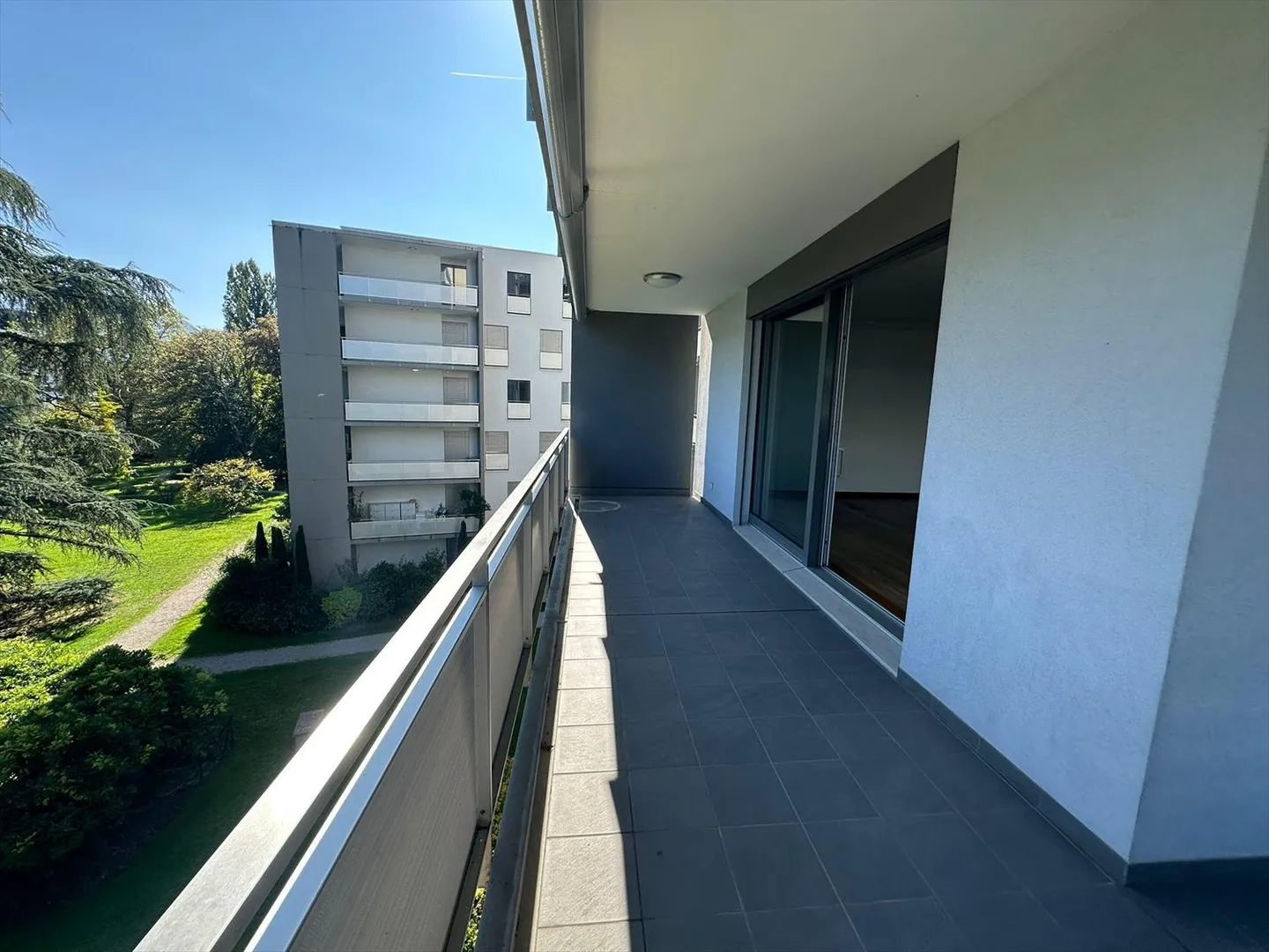 Appartamento in affitto - Foto 7 di 11