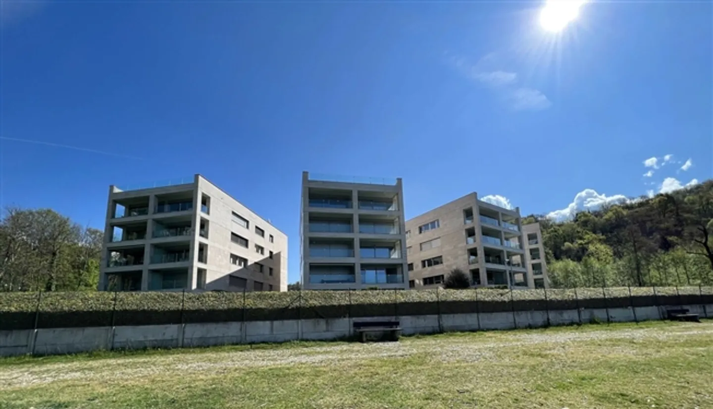 LUGANO-MUZZANO, DIRETTAMENTE SUL LAGO APPARTAMENTO 4.5 STANZE - Foto 2 di 13