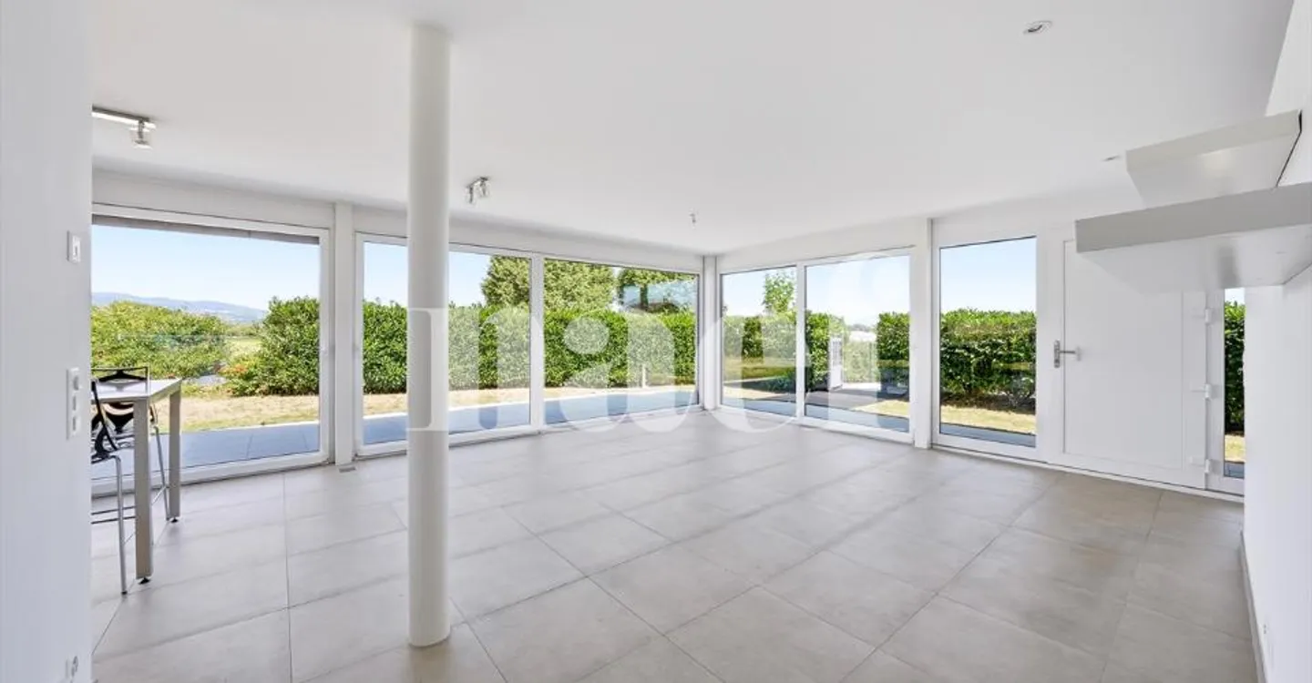 Exclusively: Large duplex on the garden level in Grens - Photo 3 of 6