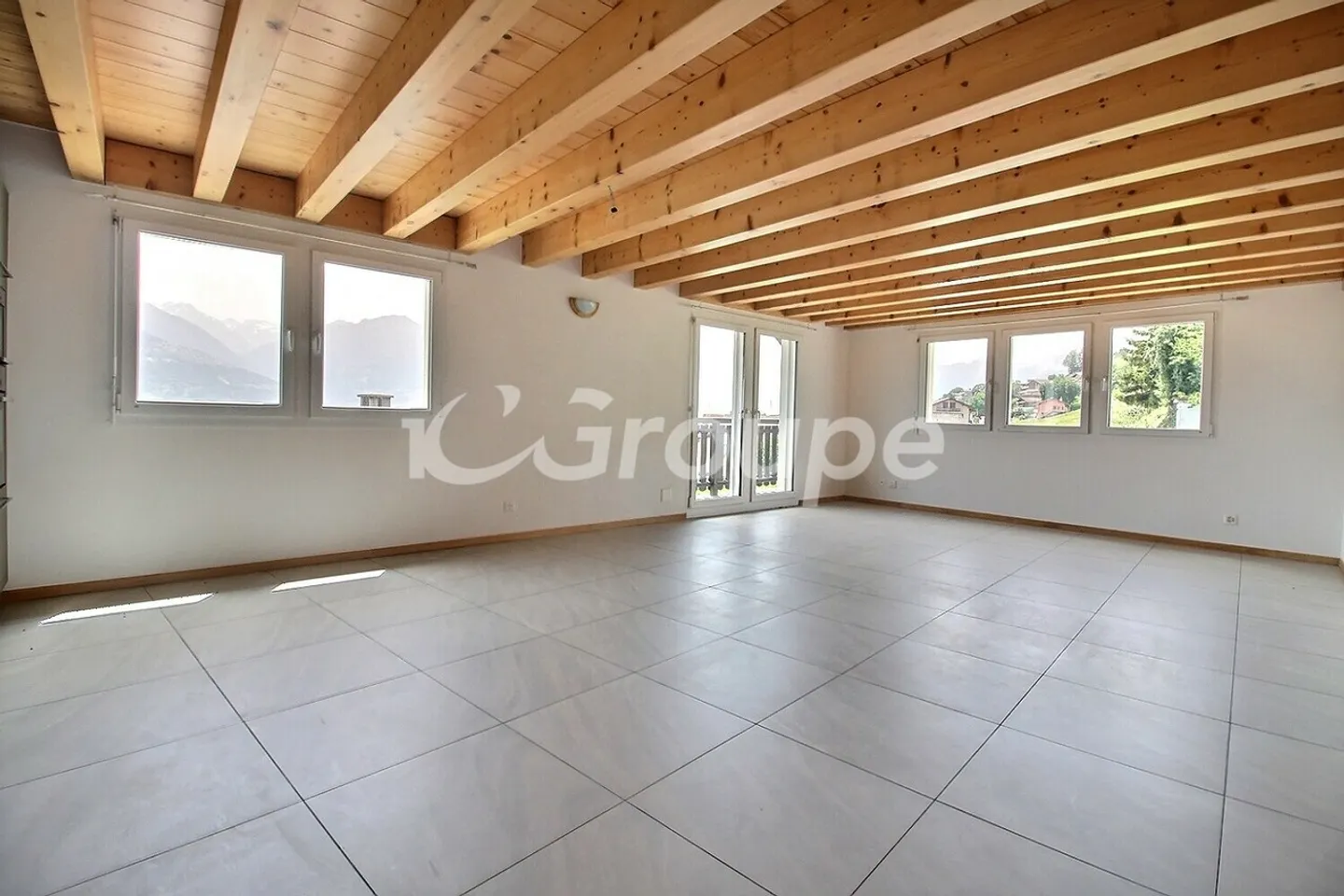 Charmant Appartement au Rez-de-Chaussée - Photo 1 sur 9