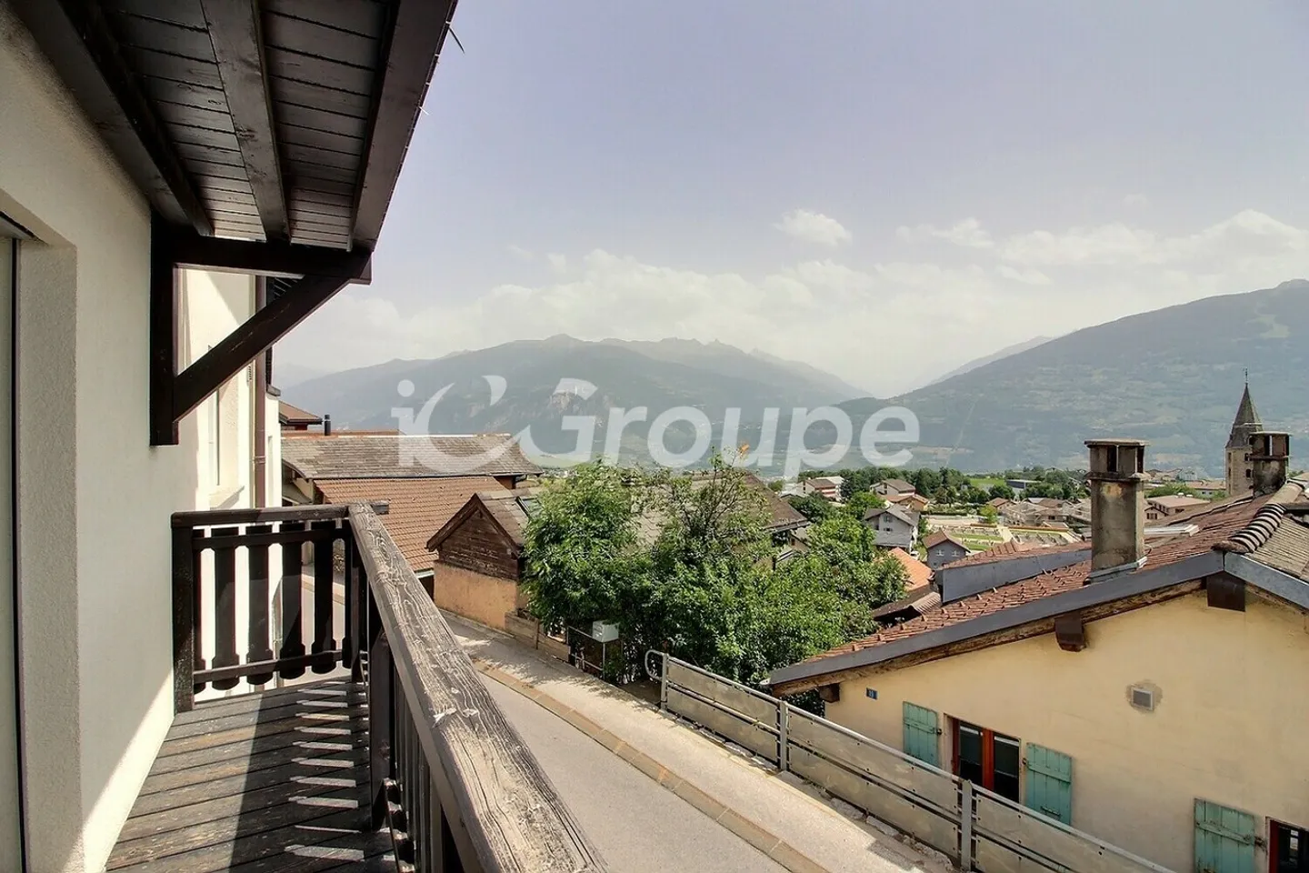 Charmant Appartement au Rez-de-Chaussée - Photo 2 sur 9
