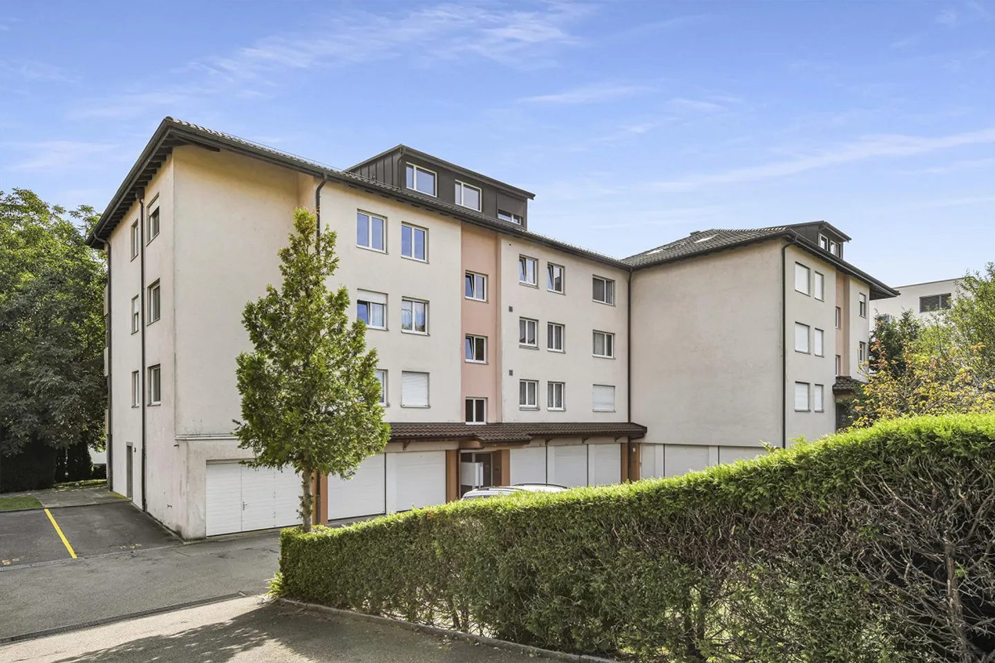 Appartamento di 5.0 stanze a Rümlang - Foto 1 di 13