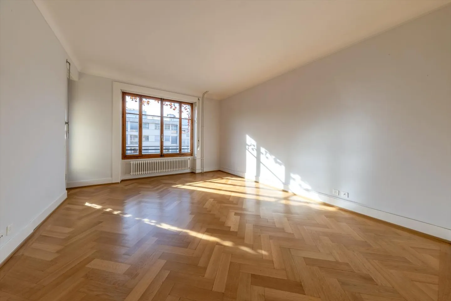 6-room apartment - Photo 7 of 9