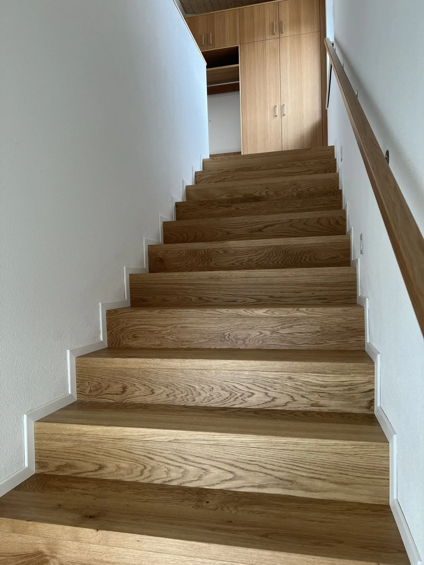 Ampio appartamento attico - Foto 7 di 24