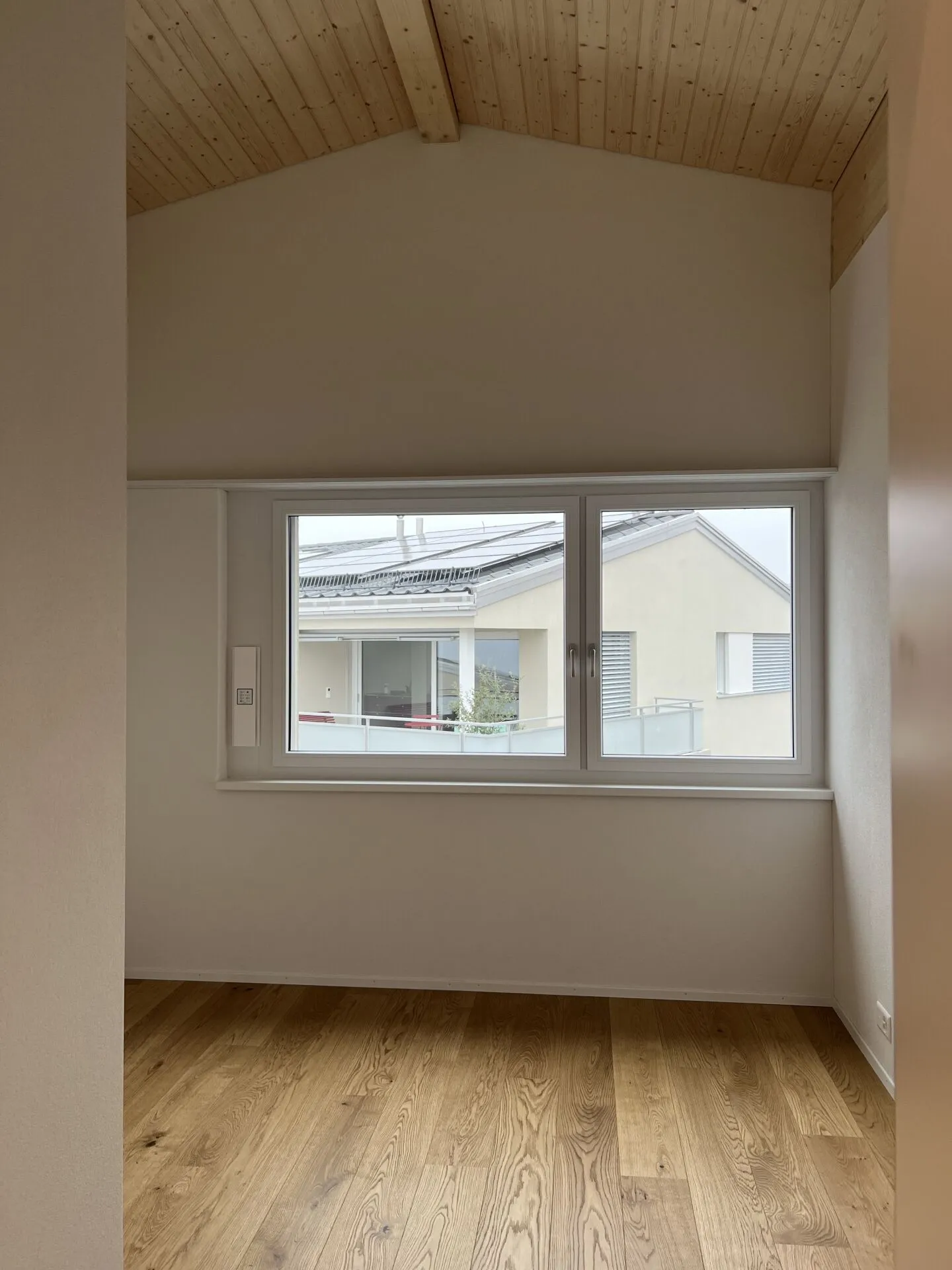 Ampio appartamento attico - Foto 9 di 24