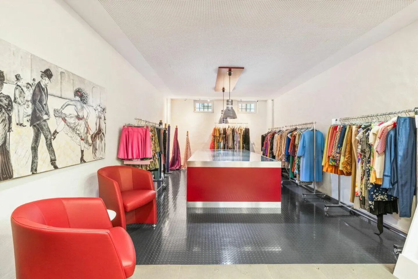 Flexible office/commercial space in the heart of Lichtensteig - 60 m², 80 m² or 140 m² - High-quality equipped - Photo 7 of 15