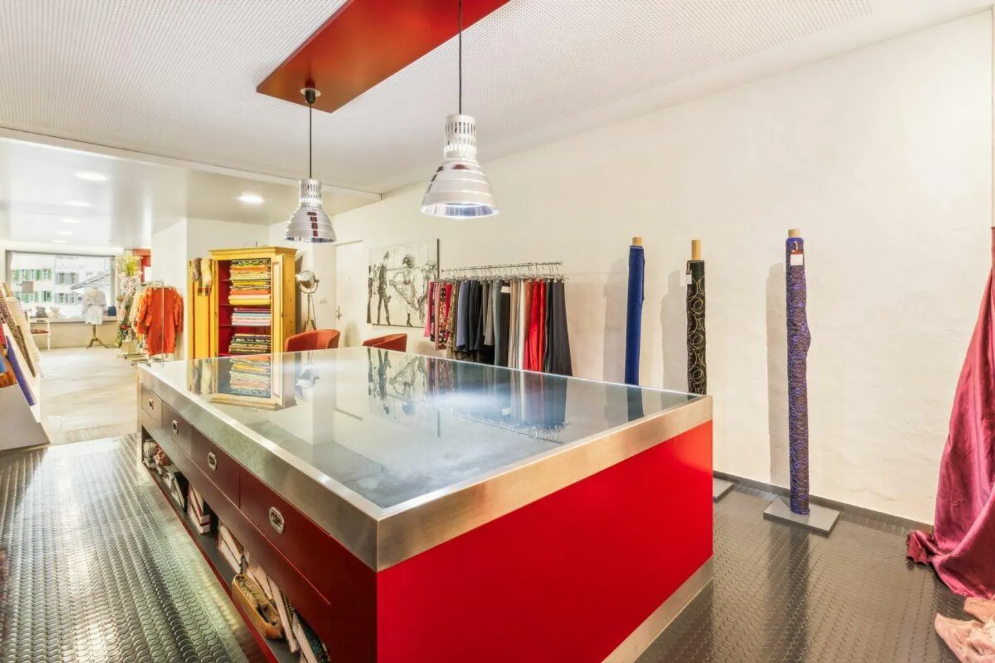 Flexible office/commercial space in the heart of Lichtensteig - 60 m², 80 m² or 140 m² - High-quality equipped - Photo 8 of 15