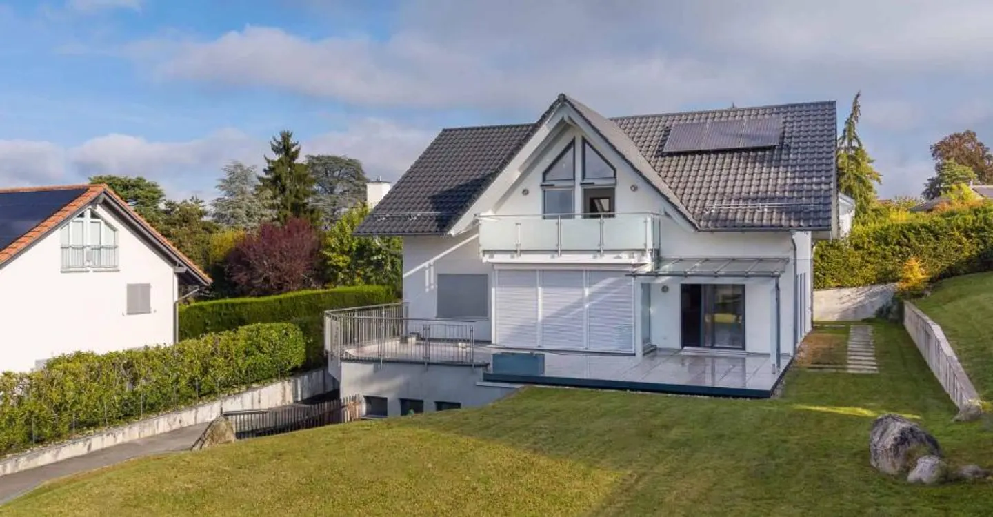 Stunning Family Home in Prangins - Photo 12 of 12