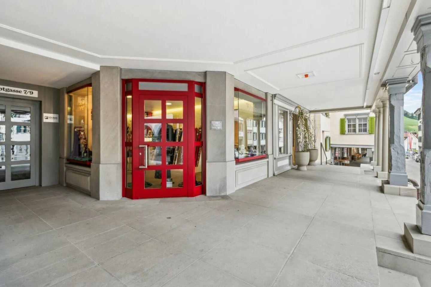 Flexible office/commercial space in the heart of Lichtensteig - 60 m², 80 m² or 140 m² - High-quality equipped - Photo 13 of 15