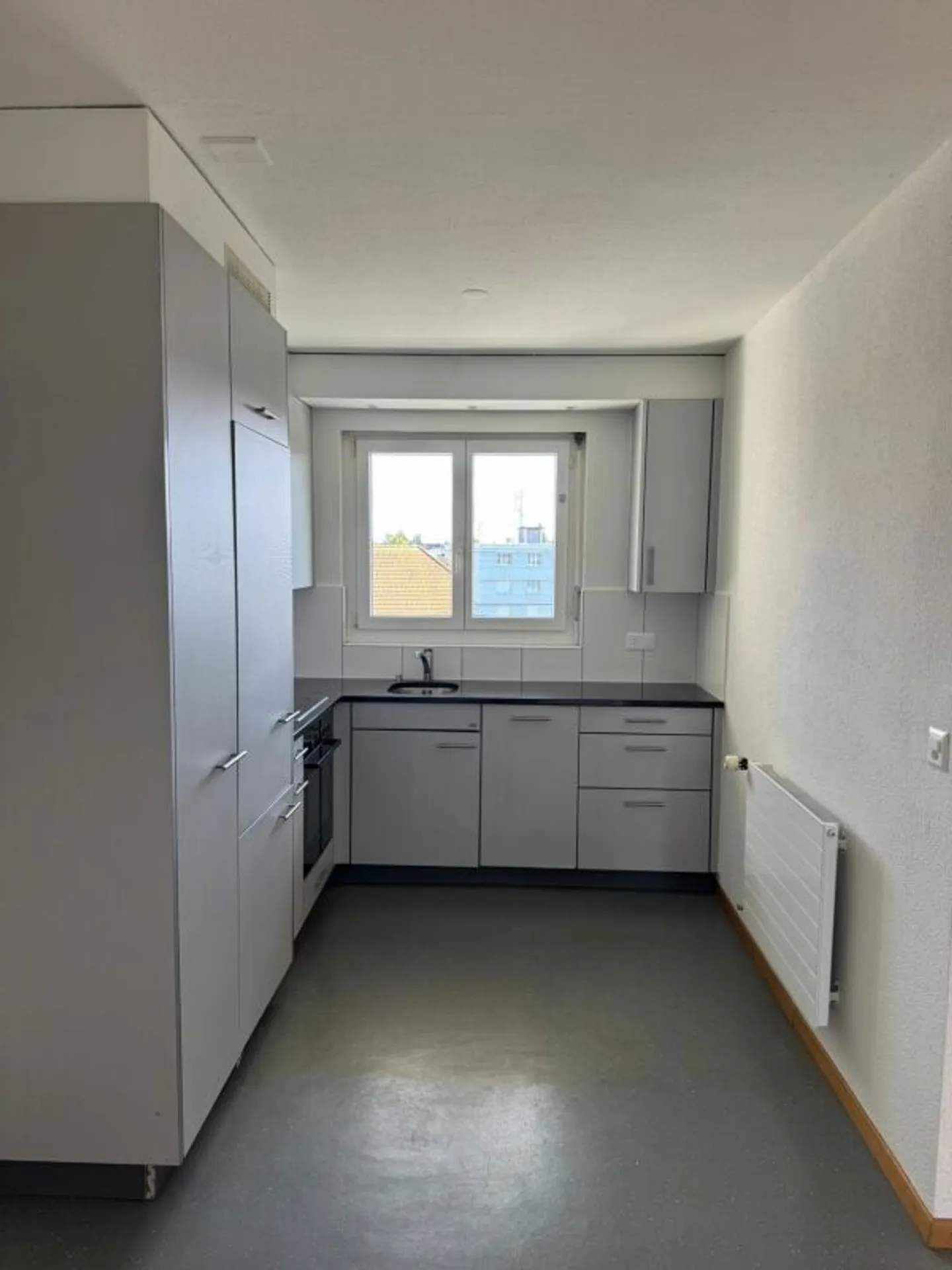 Apartment for rent - Photo 6 of 10