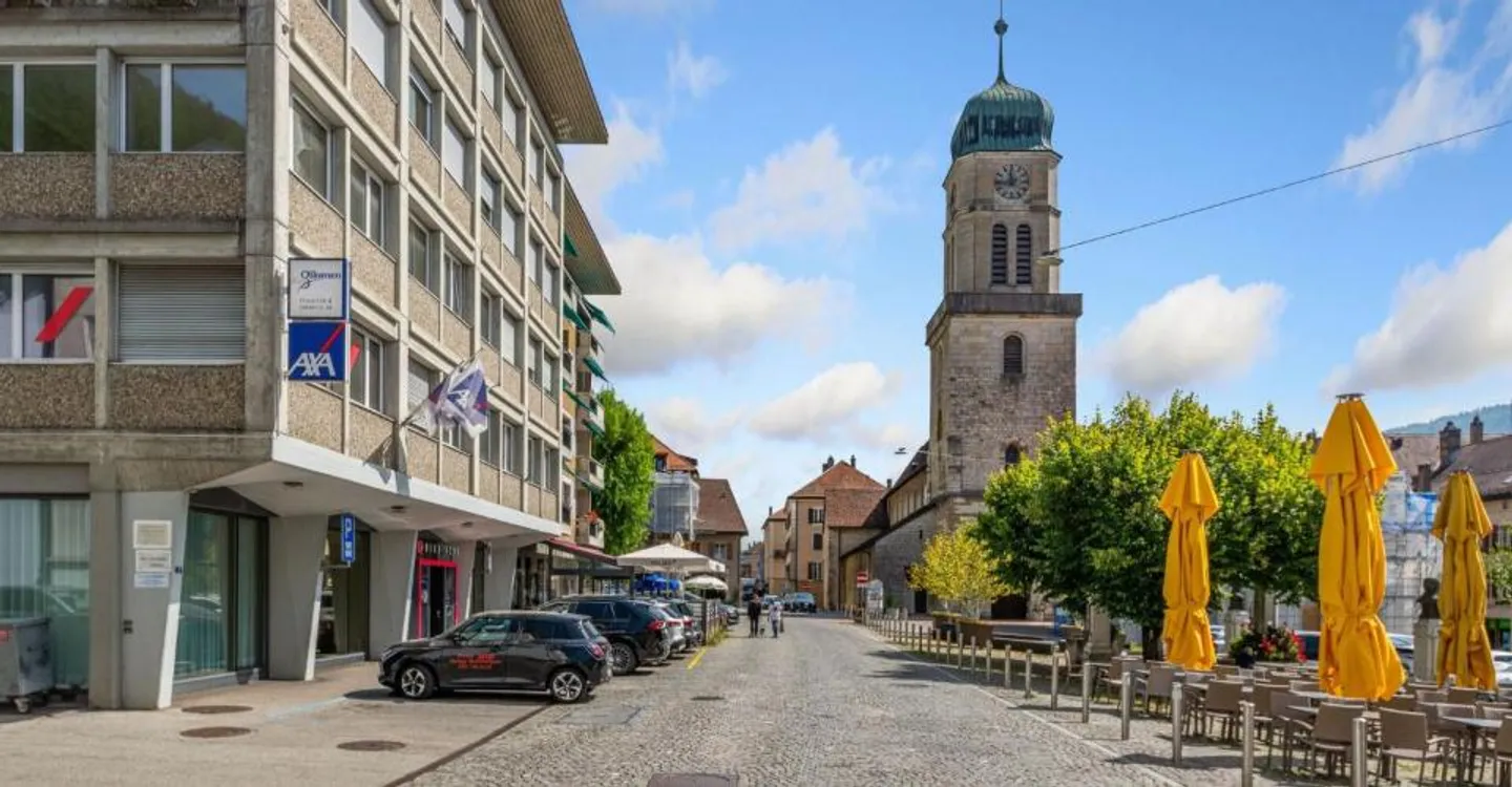 St-Imier, ufficio / studio idealmente situato di 260 m2 - Foto 3 di 4