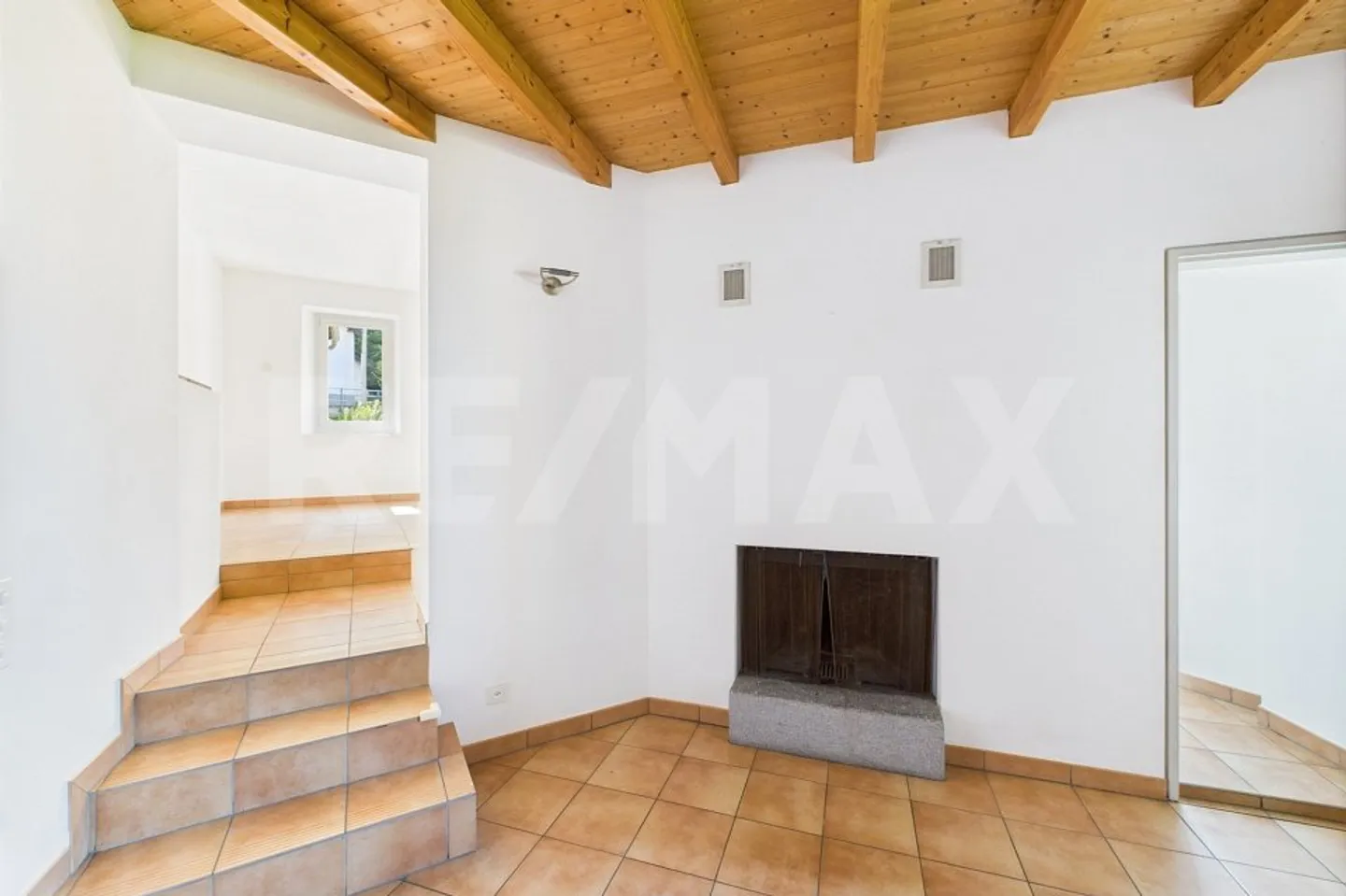 Single house for sale - Photo 10 of 13