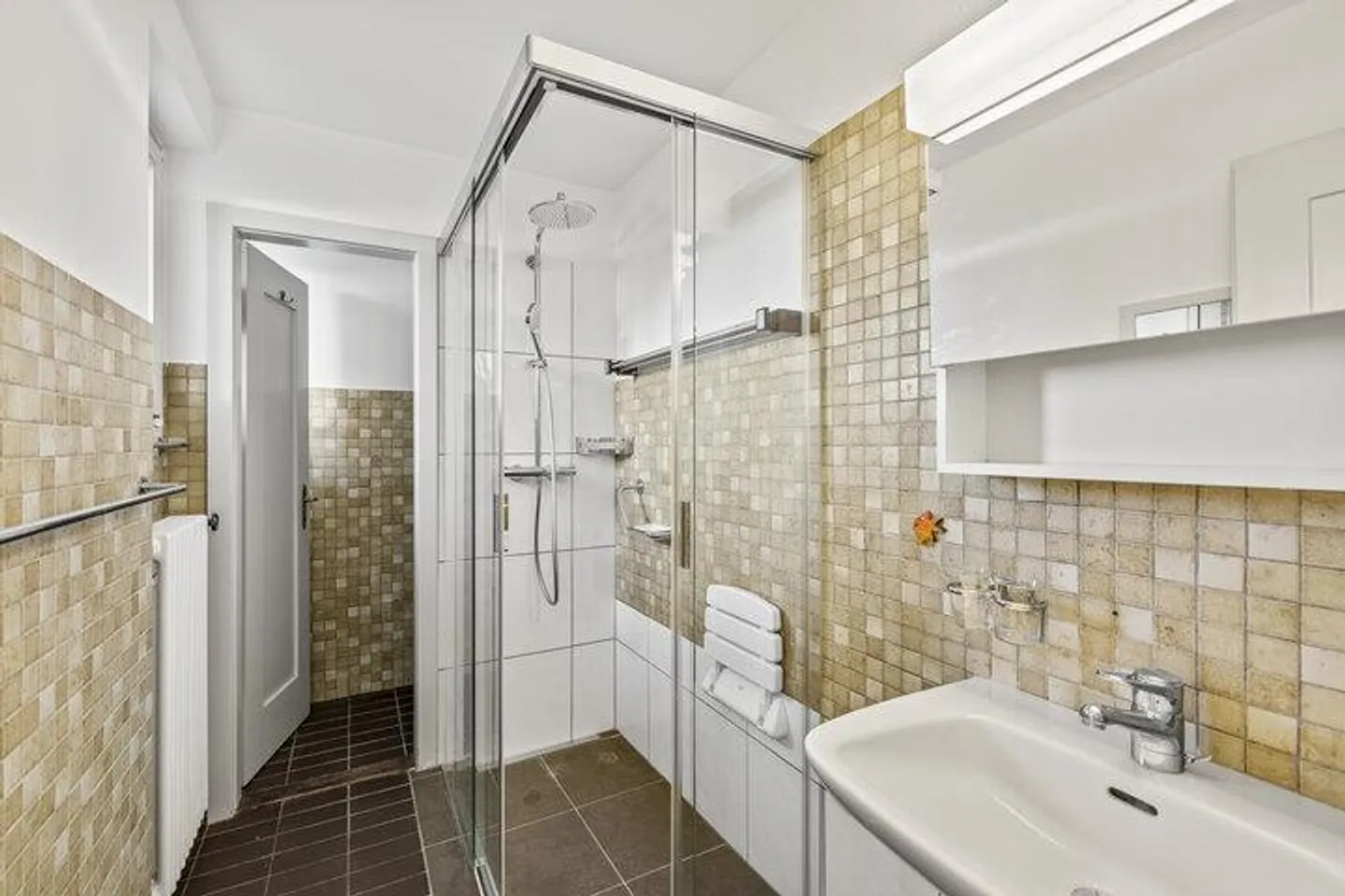 Maison individuelle avec vue sur le lac - Photo 2 sur 7