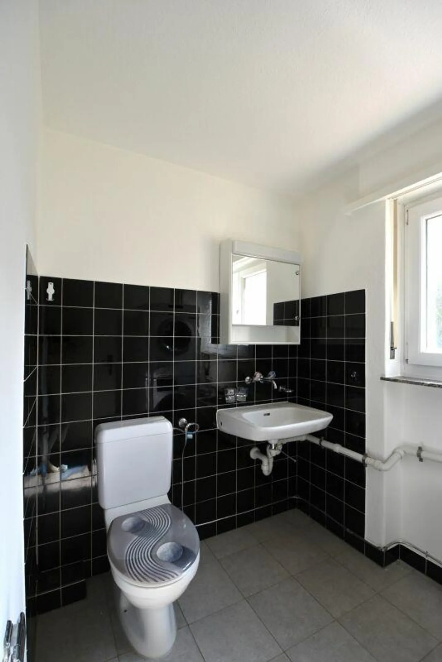 Bright, spacious 4.5-room maisonette apartment - Photo 7 of 11
