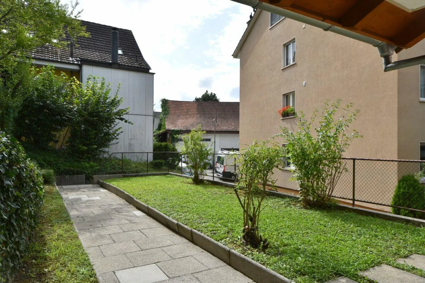 Bright, spacious 4.5-room maisonette apartment - Photo 2 of 11