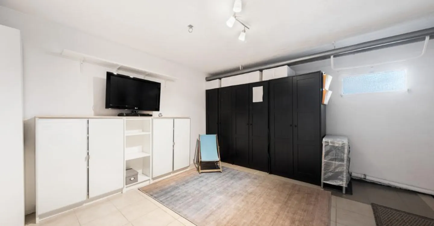 TERRACE APARTMENT - PANORAMIC VIEW - BASEMENT - EXCLUSIVE - Photo 12 of 13