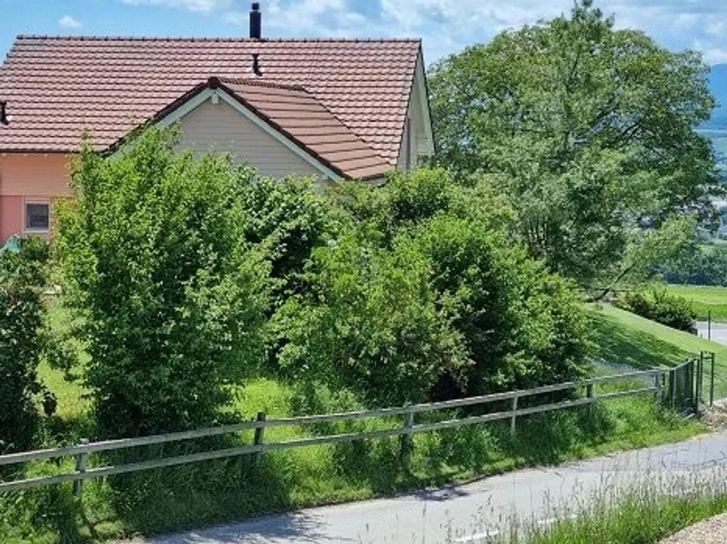 Recent construction, 5.5-room house on 3 levels - Photo 1 of 11