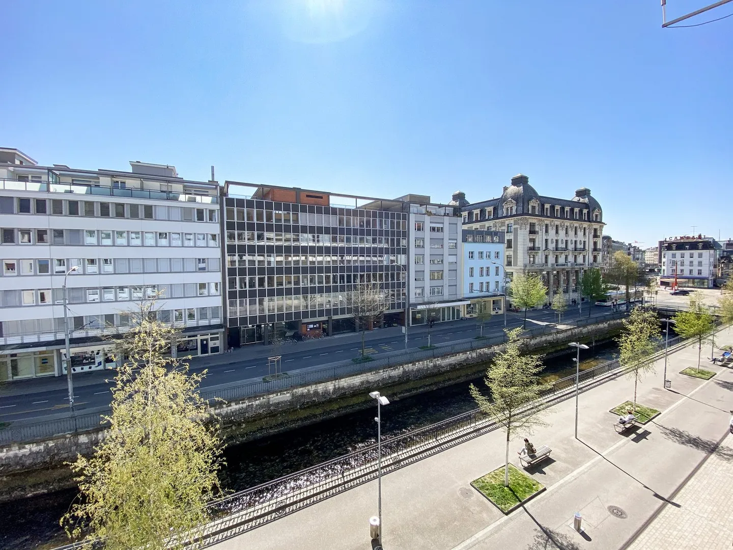 Geräumige Gewerbefläche in Biel - Foto 1 von 18