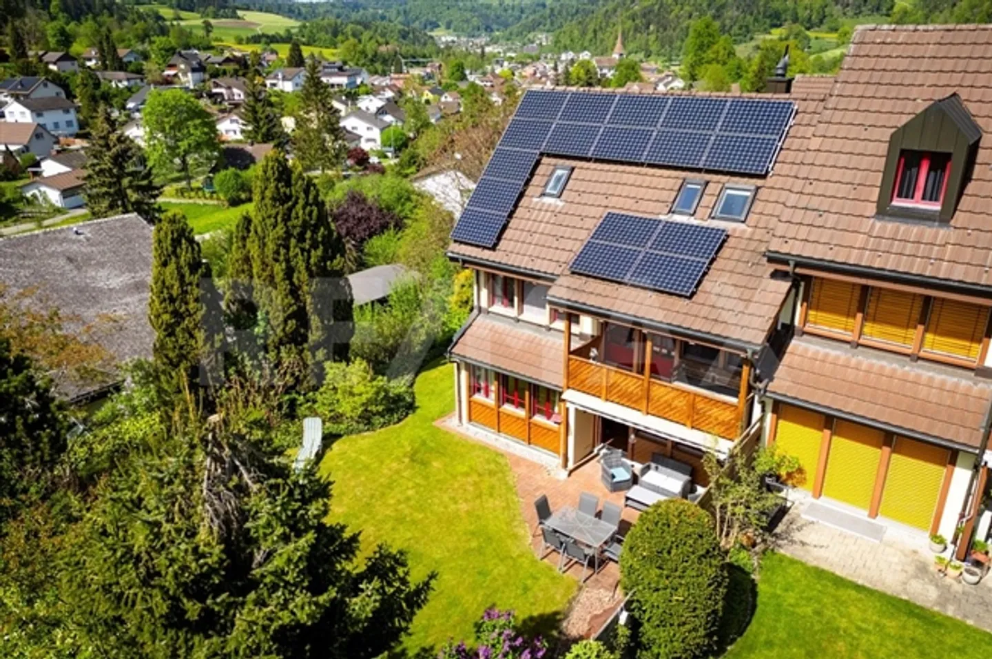 «6.5 Room row house» - Photo 1 sur 13