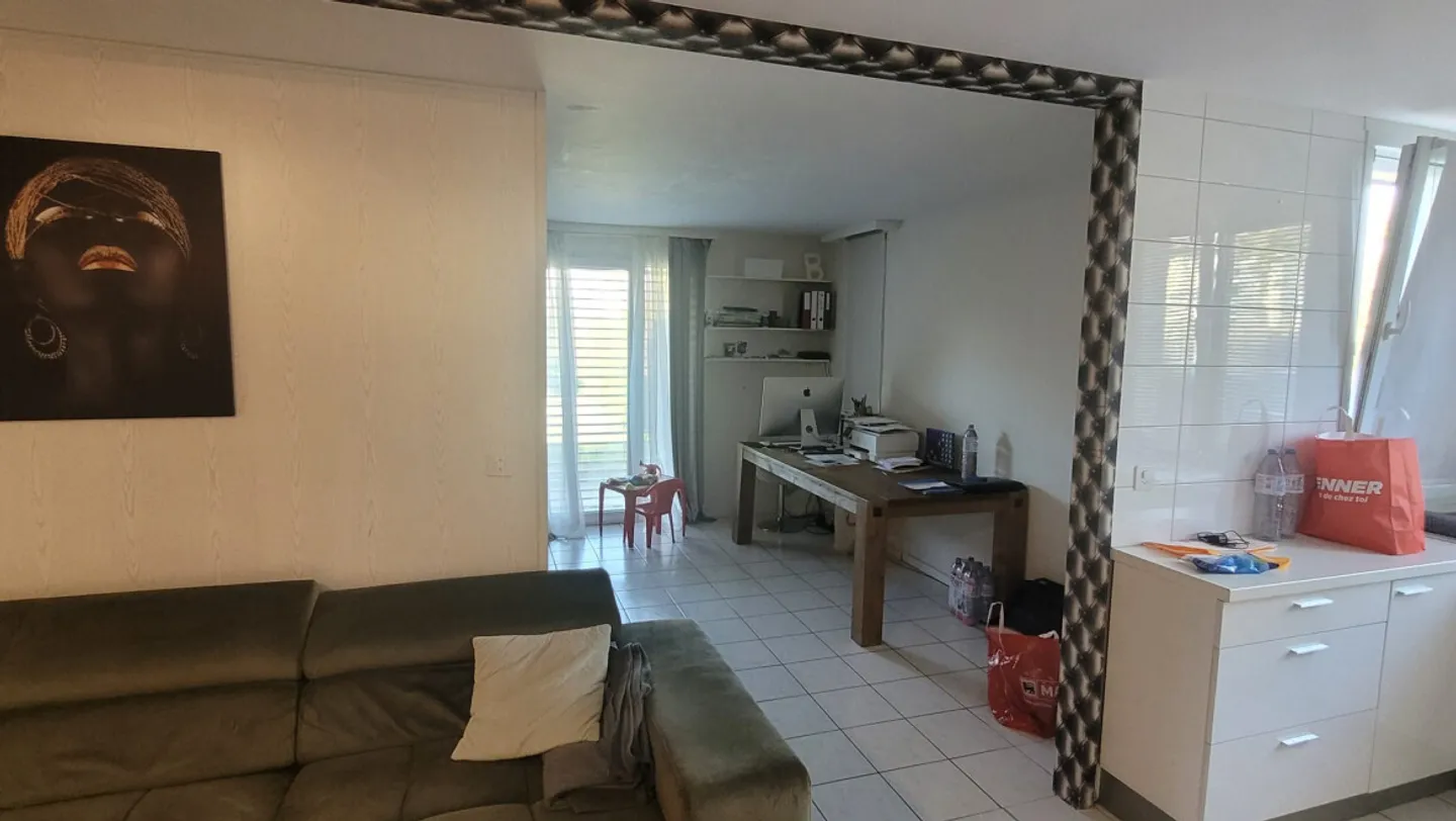 Wohnung kaufen - Foto 1 von 9