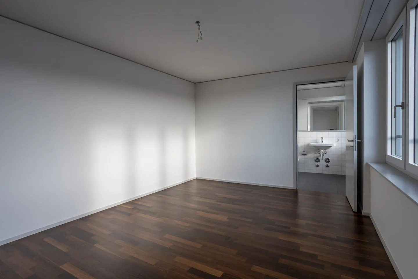 Beautiful 3.5-room apartment 20.21 on the 20th floor in Zurich Altstetten - Photo 11 of 15