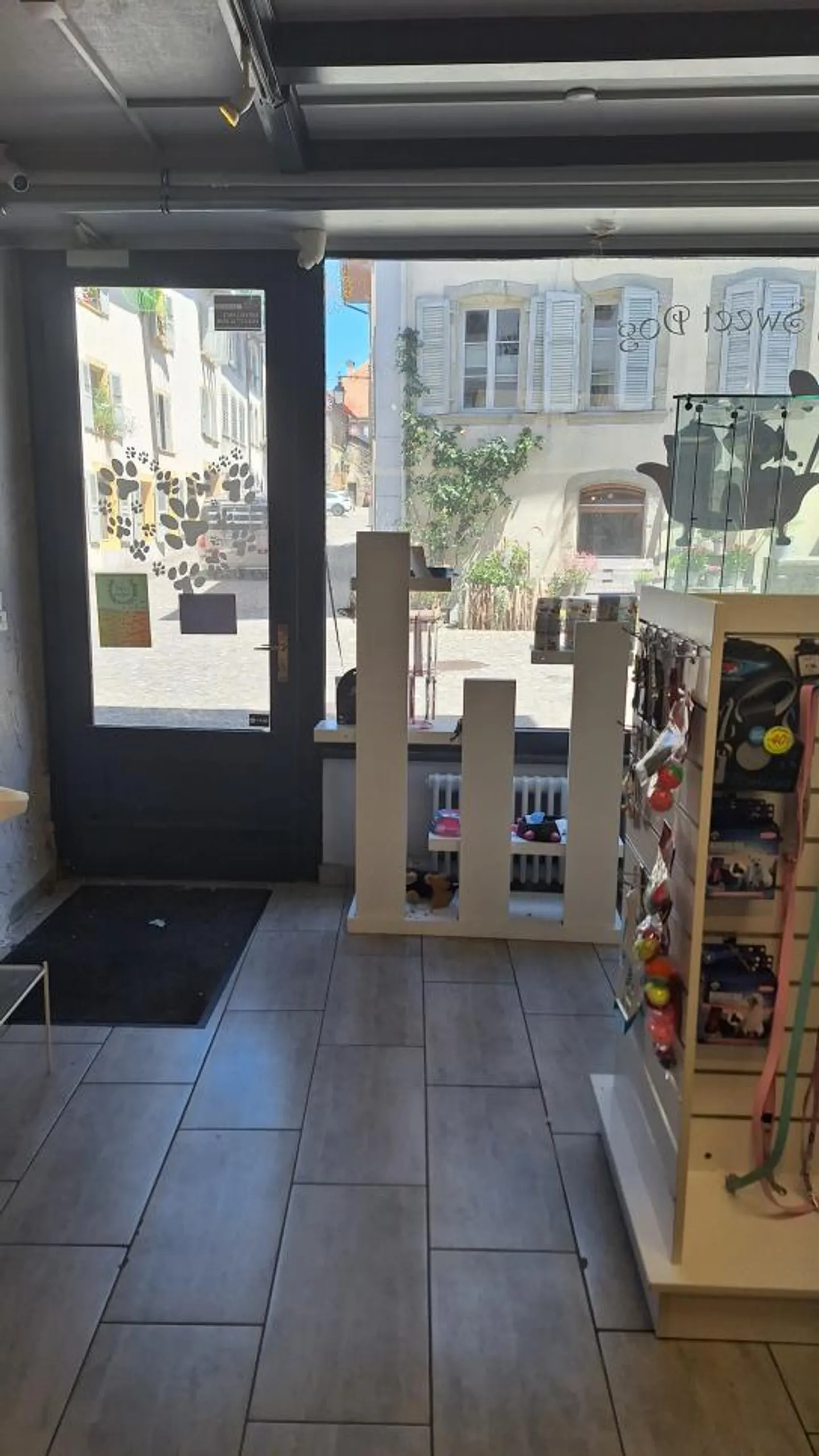 In affitto nel centro di Estavayer uno spazio commerciale - Foto 1 di 2