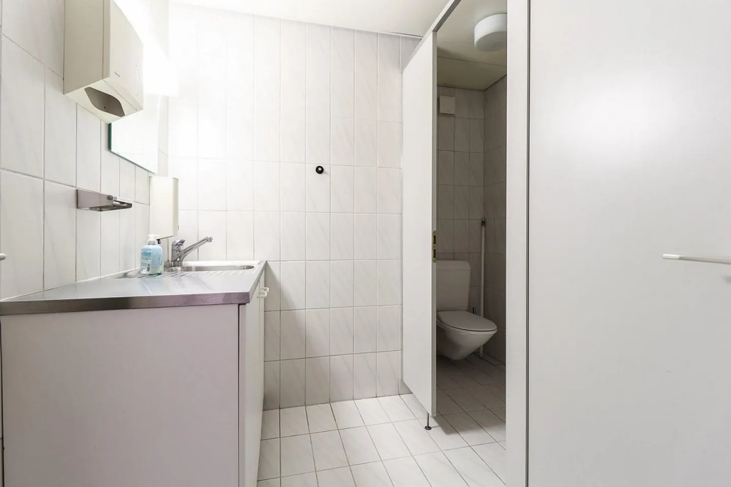 Modernes Büro im Mattenhof - Foto 10 von 12