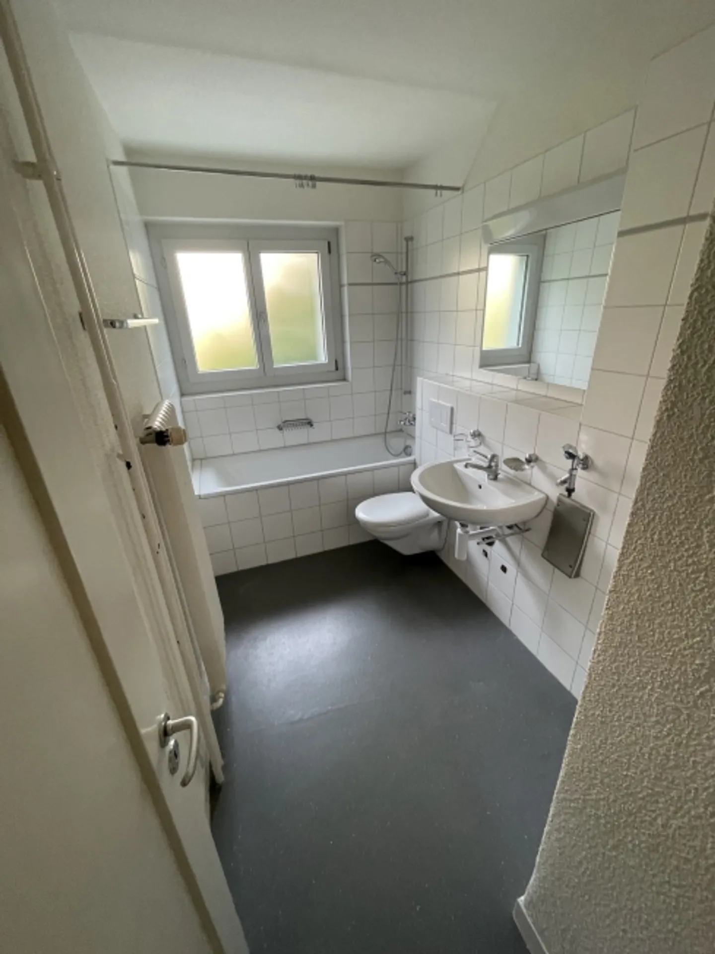 Appartement 2 pièces à Zurich Wiedikon – durée déterminée jusqu'au 31.03.2027 - Photo 4 sur 4